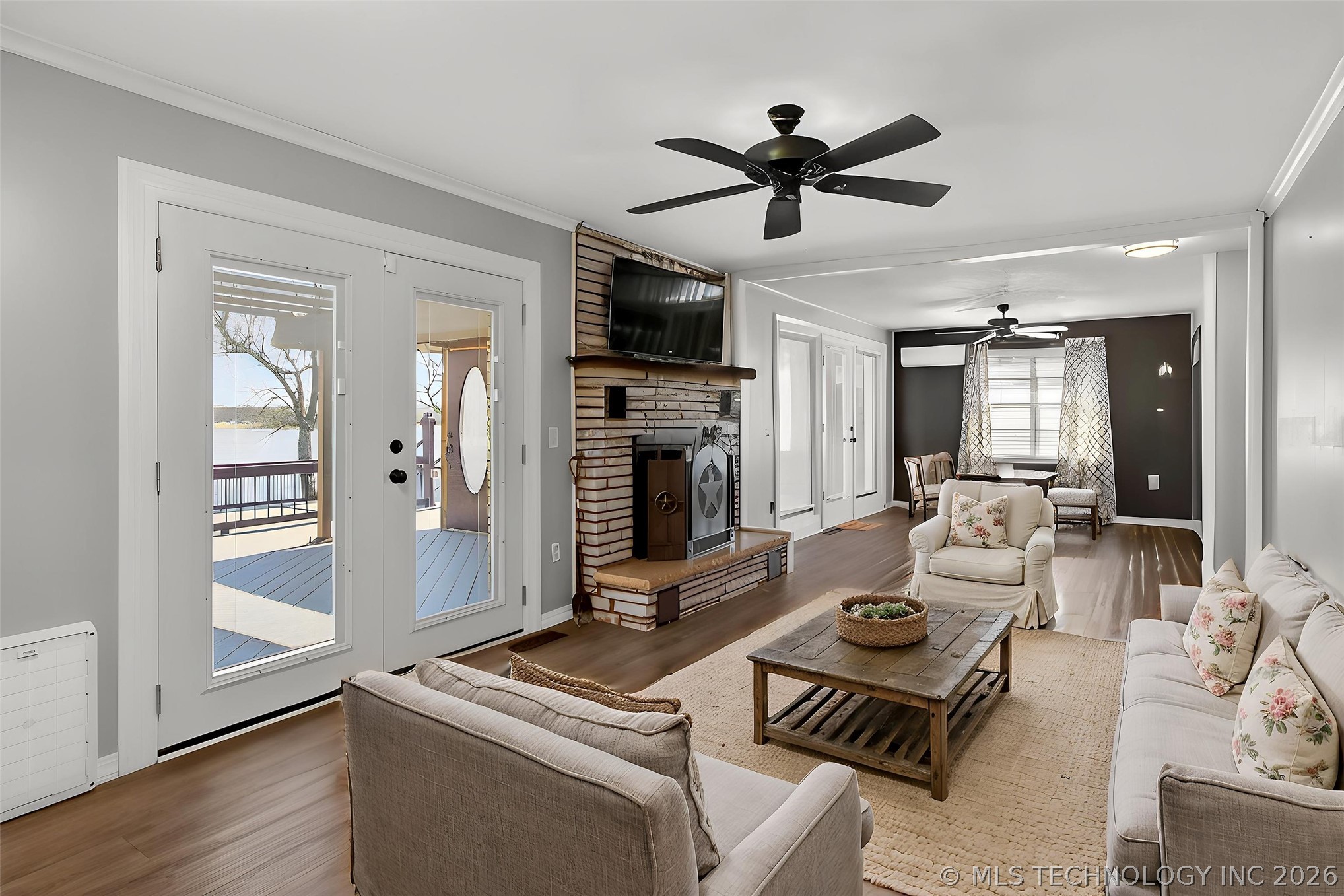 69 Lakeshore Drive Property Photo 11