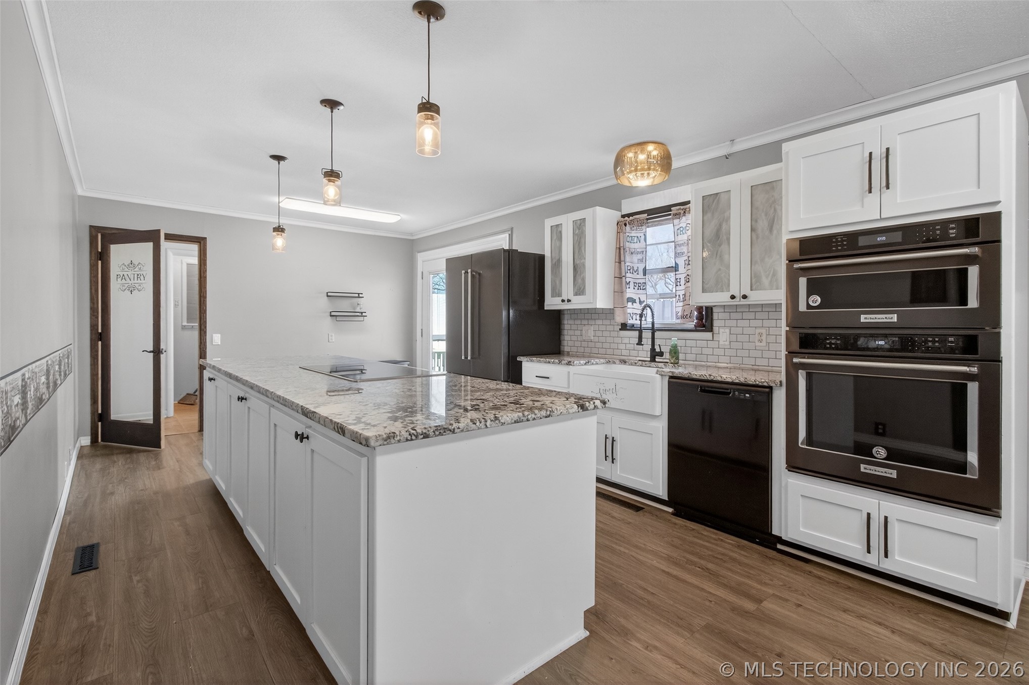 69 Lakeshore Drive Property Photo 12