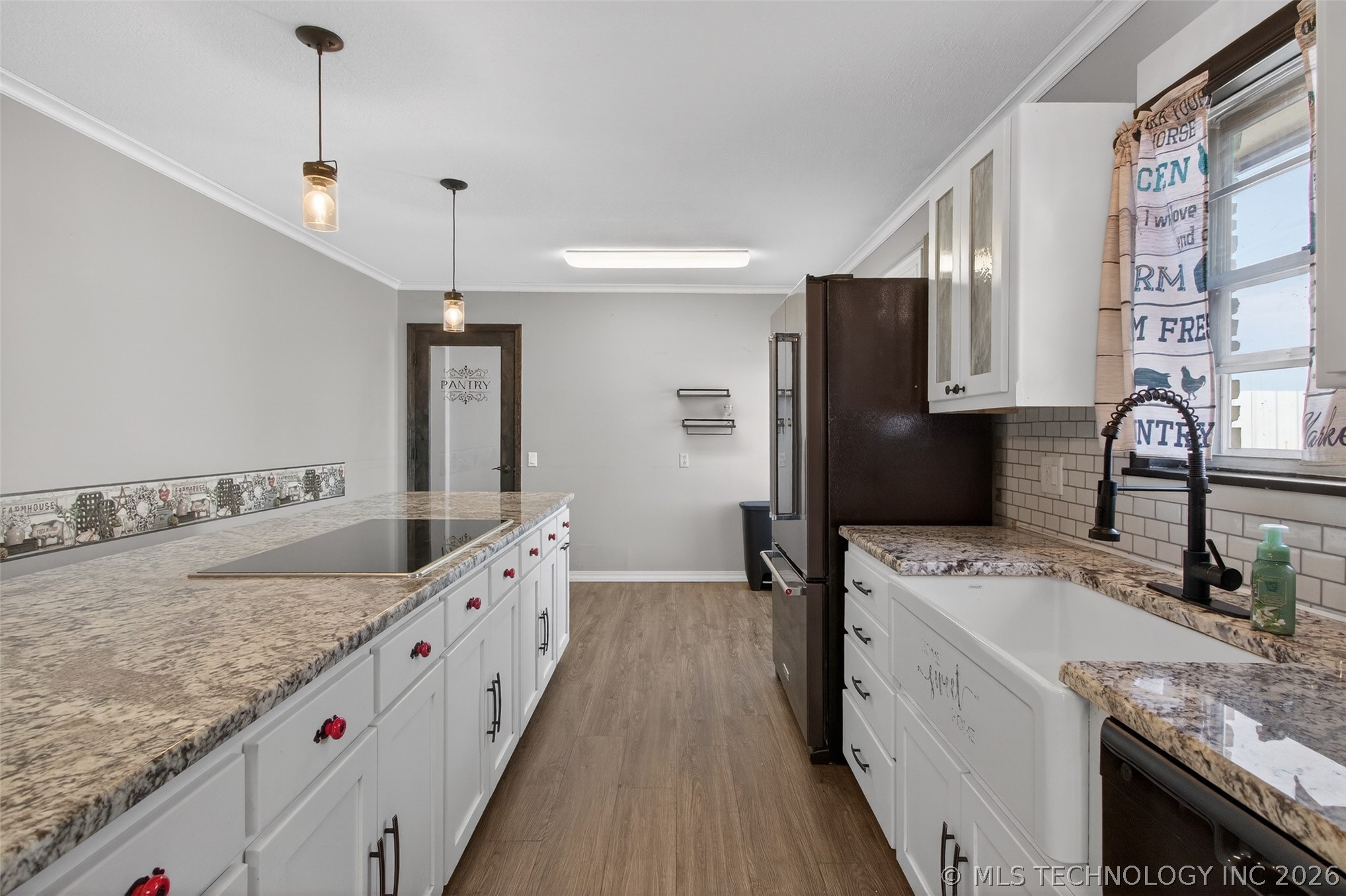 69 Lakeshore Drive Property Photo 15