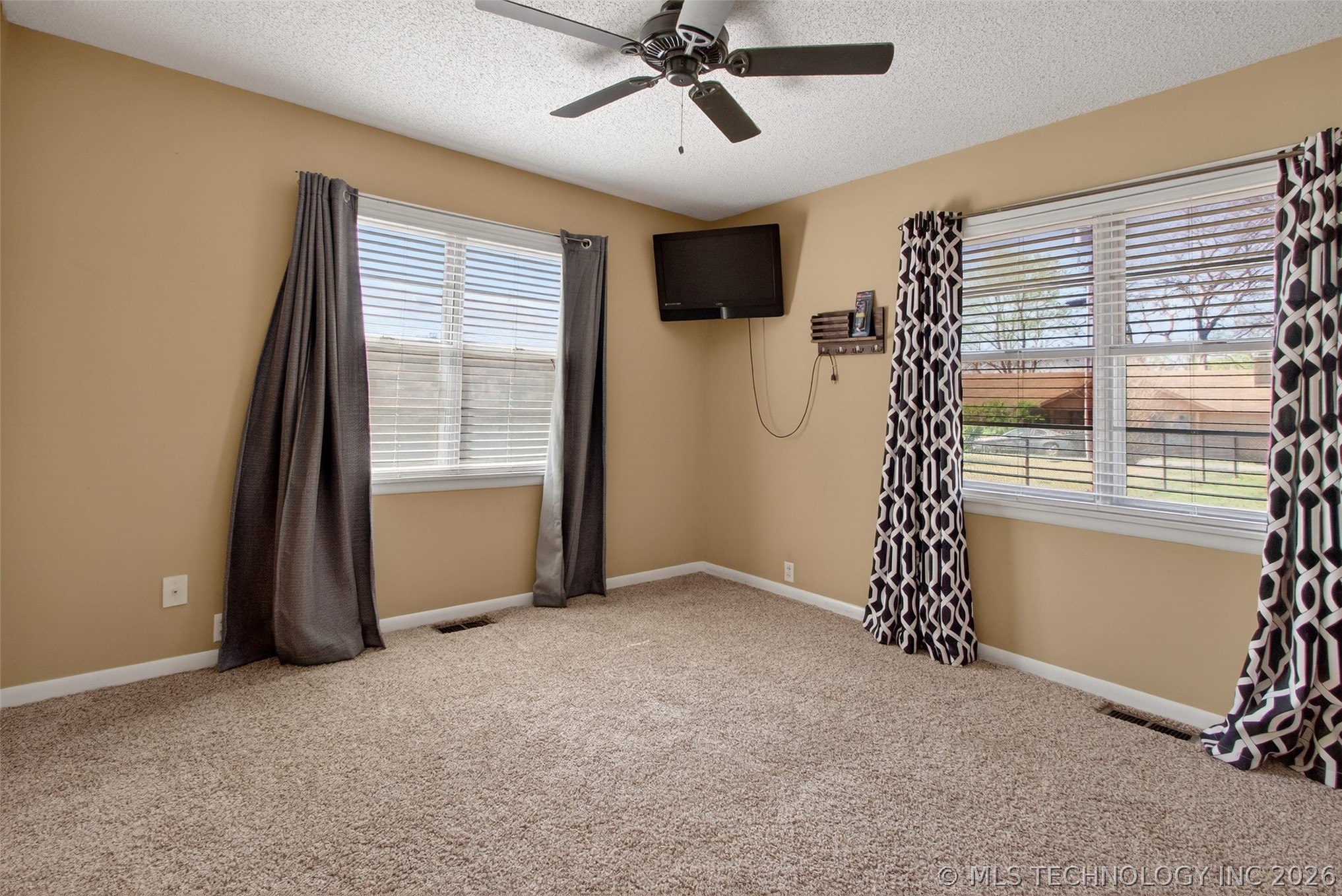 69 Lakeshore Drive Property Photo 25