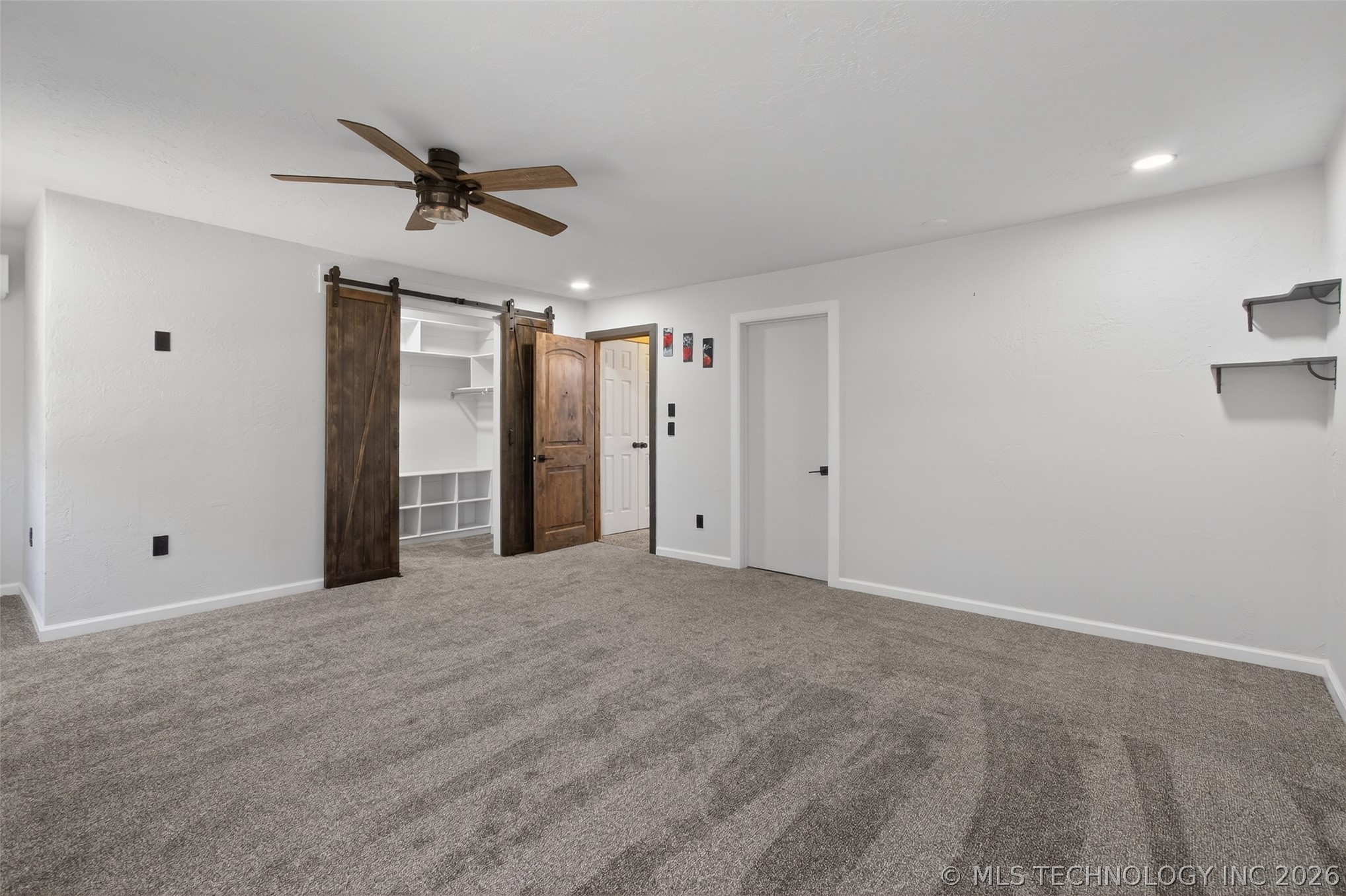 69 Lakeshore Drive Property Photo 28