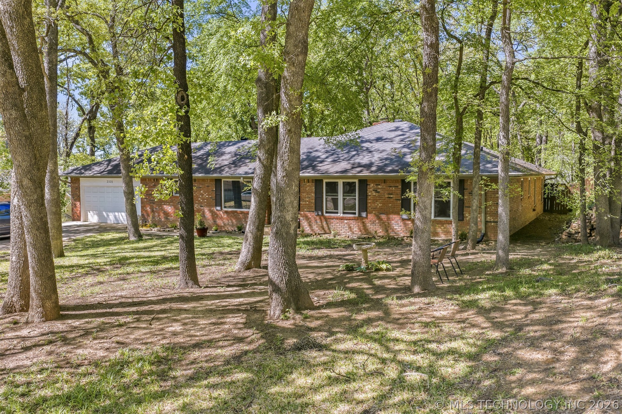 2321 Cloverleaf Place Property Photo 24