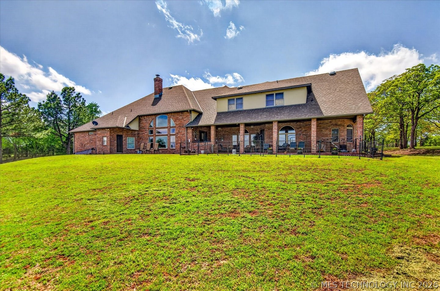3710 E Mountain Road Property Photo 8