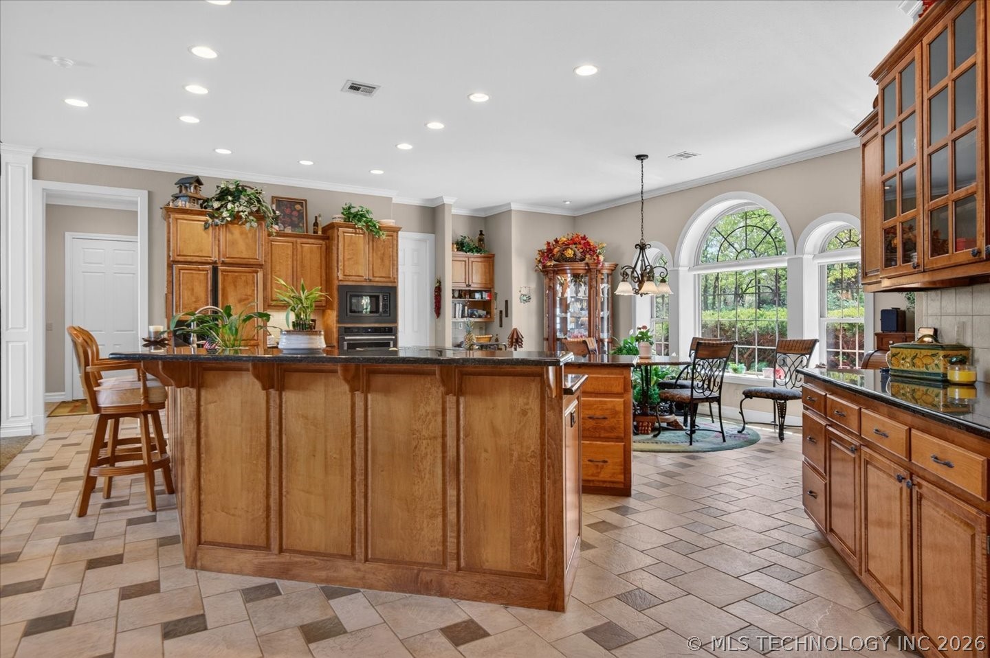 3710 E Mountain Road Property Photo 20