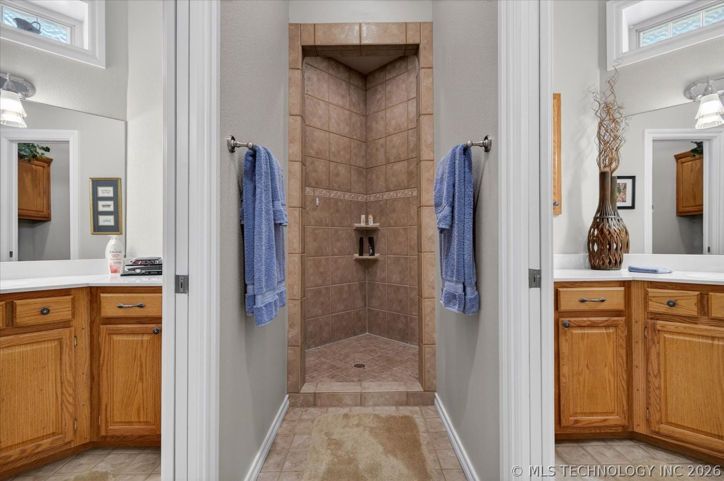 3710 E Mountain Road Property Photo 42