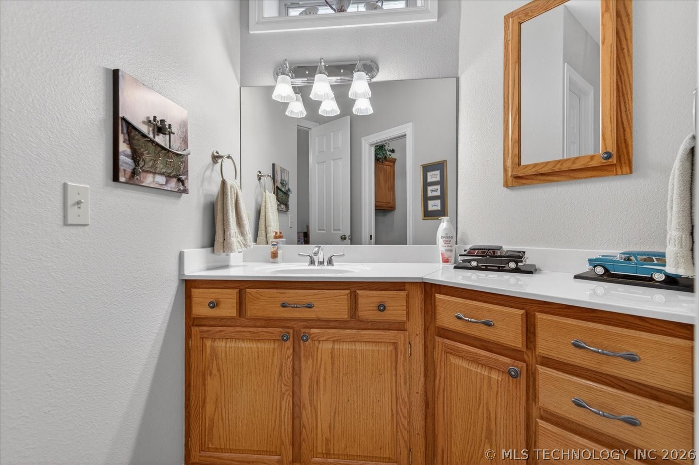 3710 E Mountain Road Property Photo 43