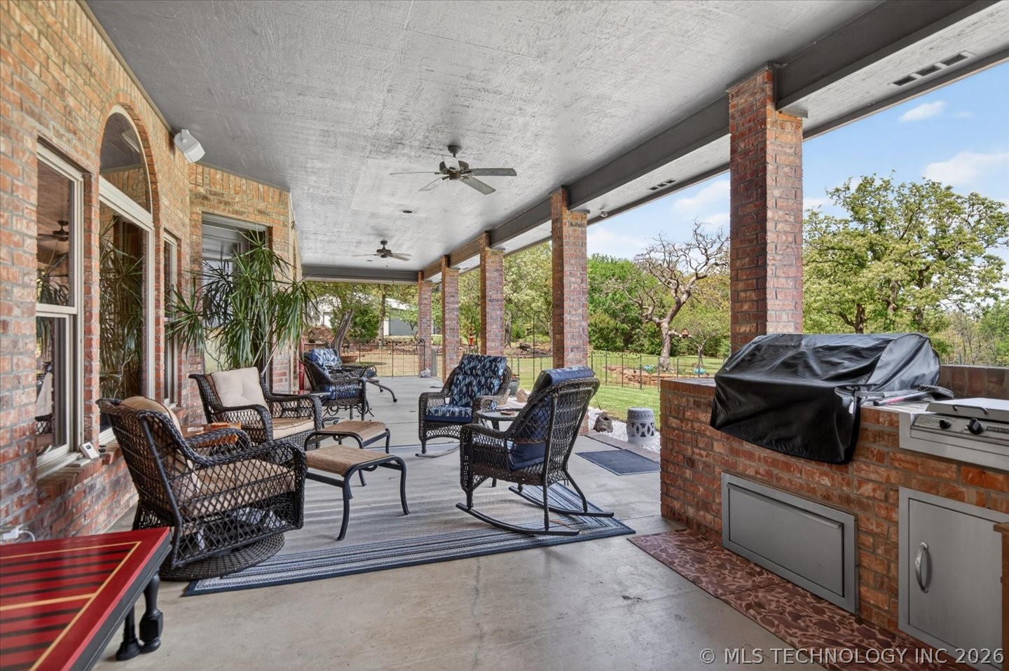 3710 E Mountain Road Property Photo 52