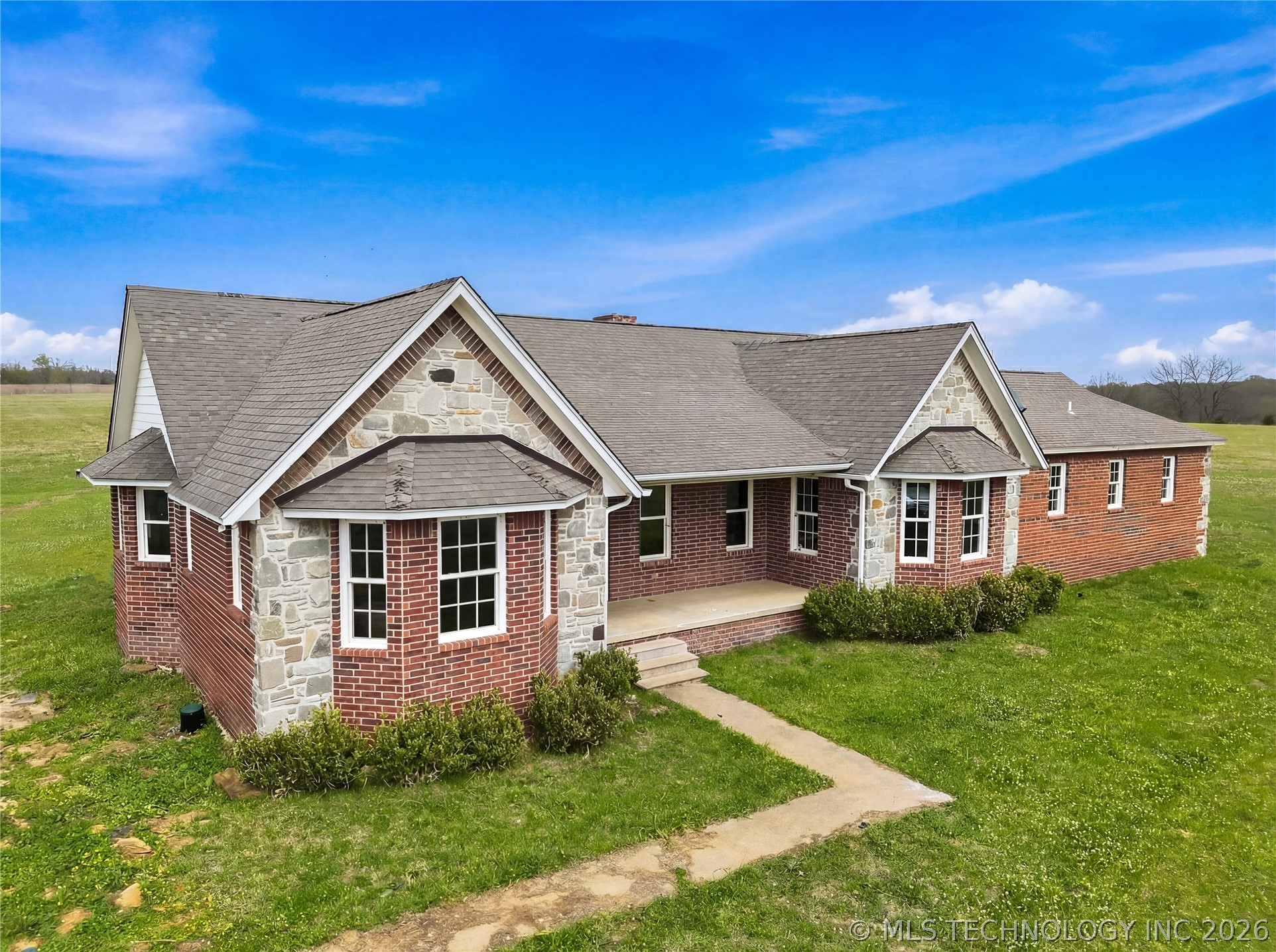 8770 W Gassaway Property Photo 1