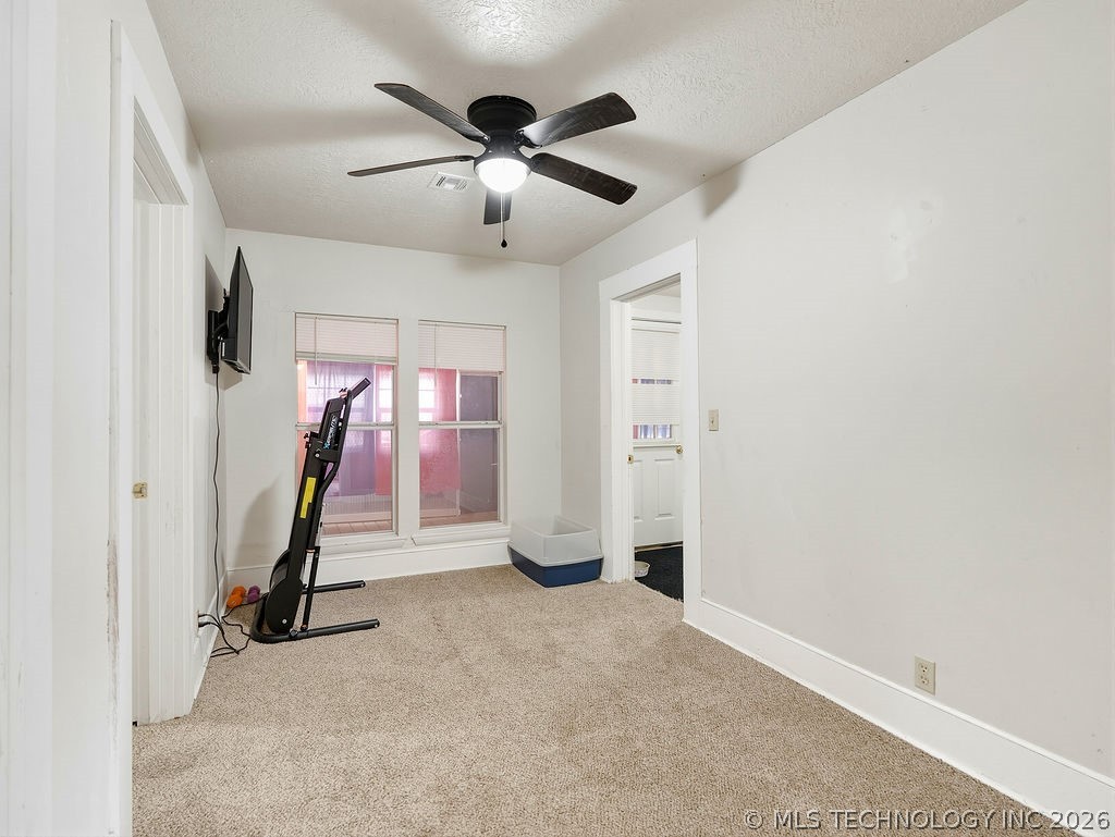 128 W Tahlequah Property Photo 27