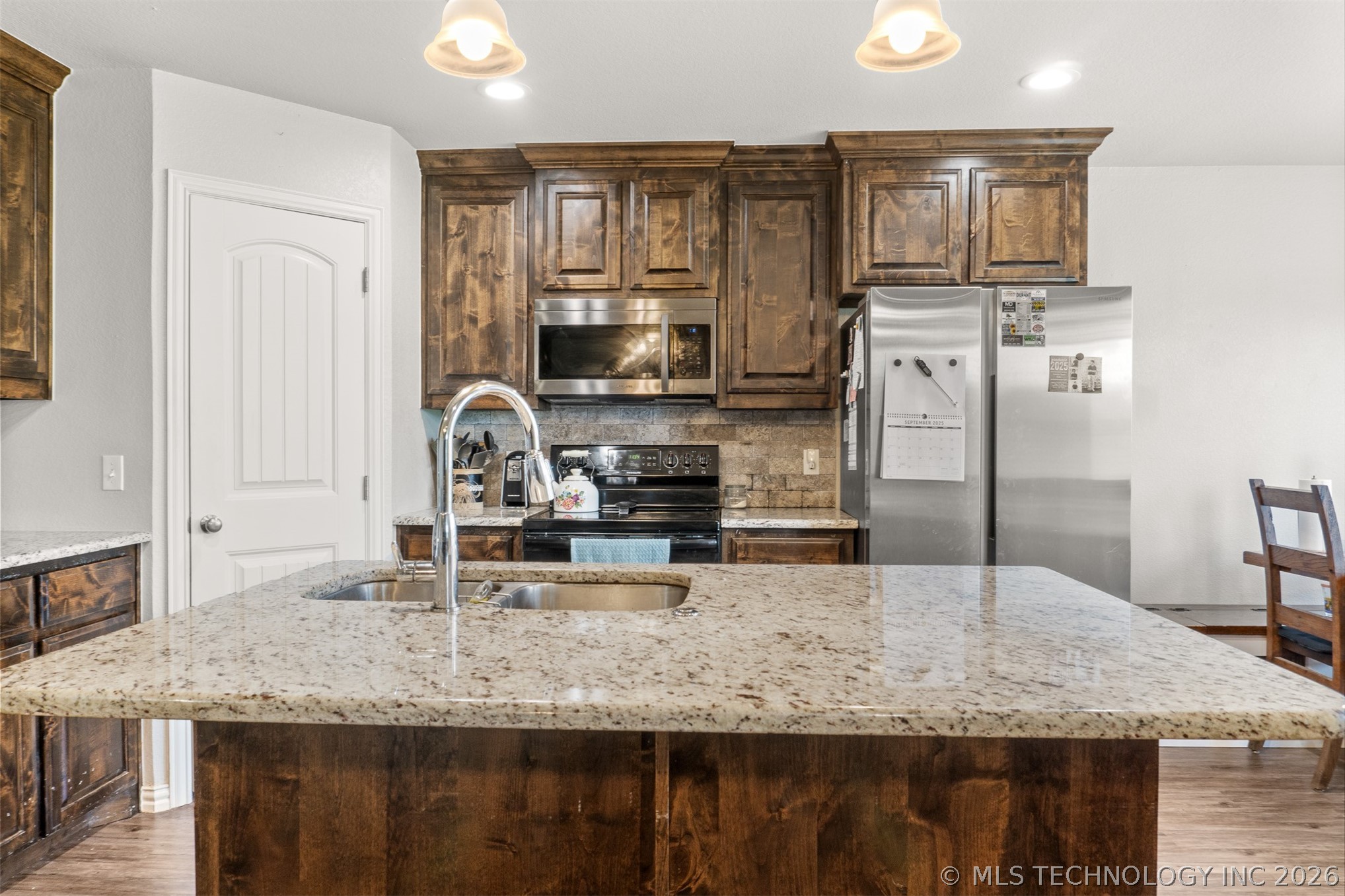 3400 Lazy Property Photo 3