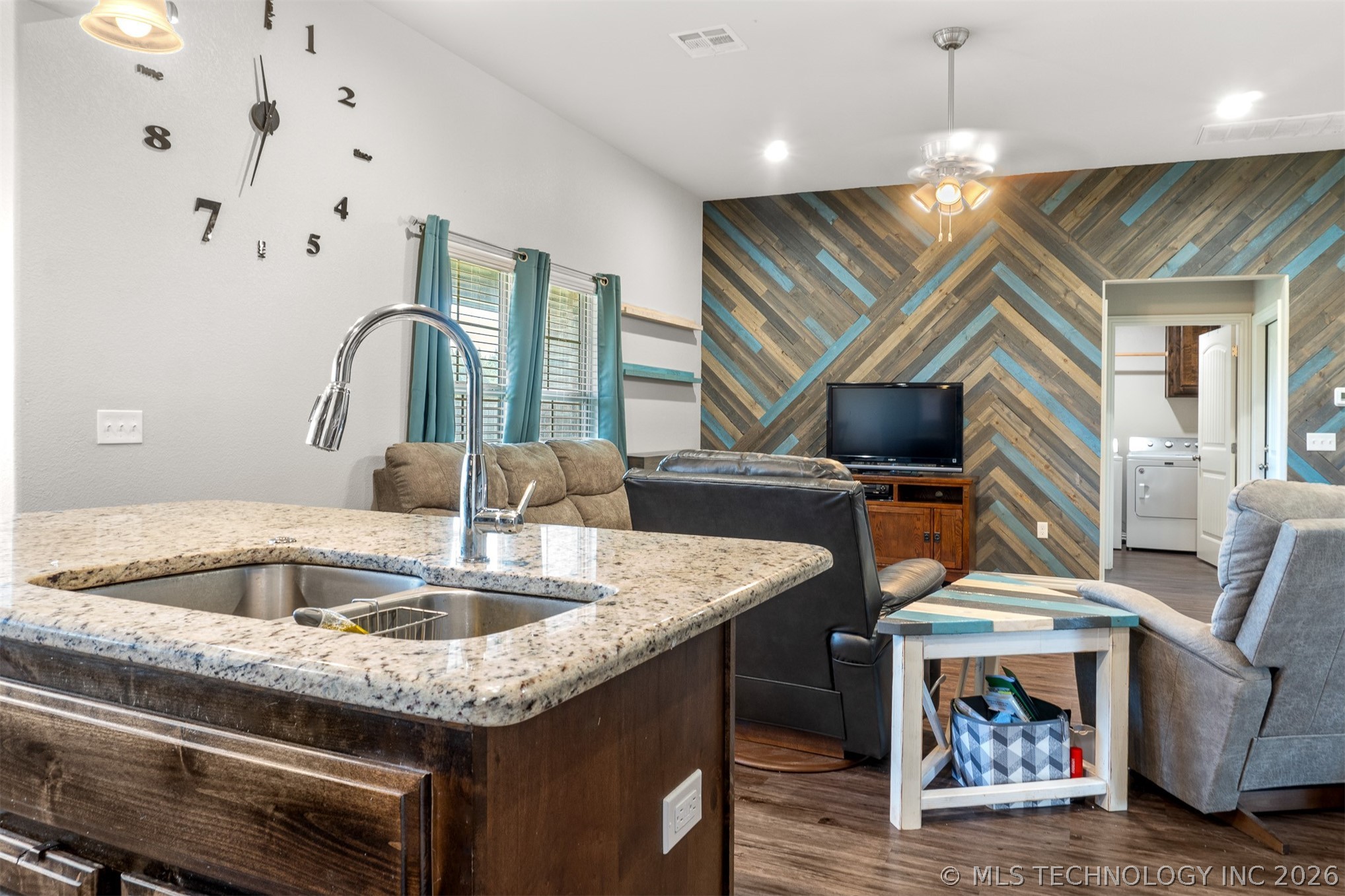 3400 Lazy Property Photo 5