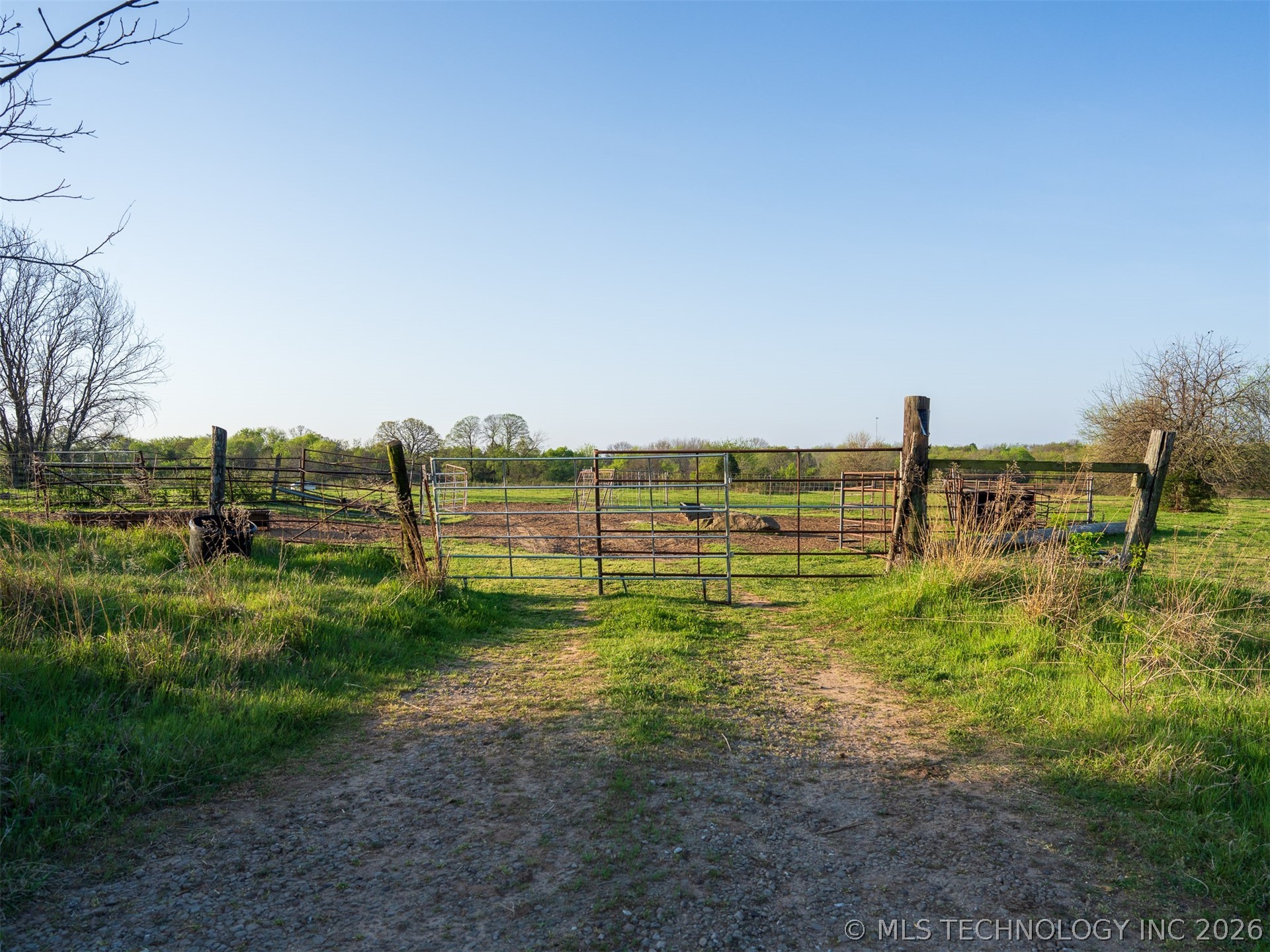 570 E 1120 Road Property Photo 48