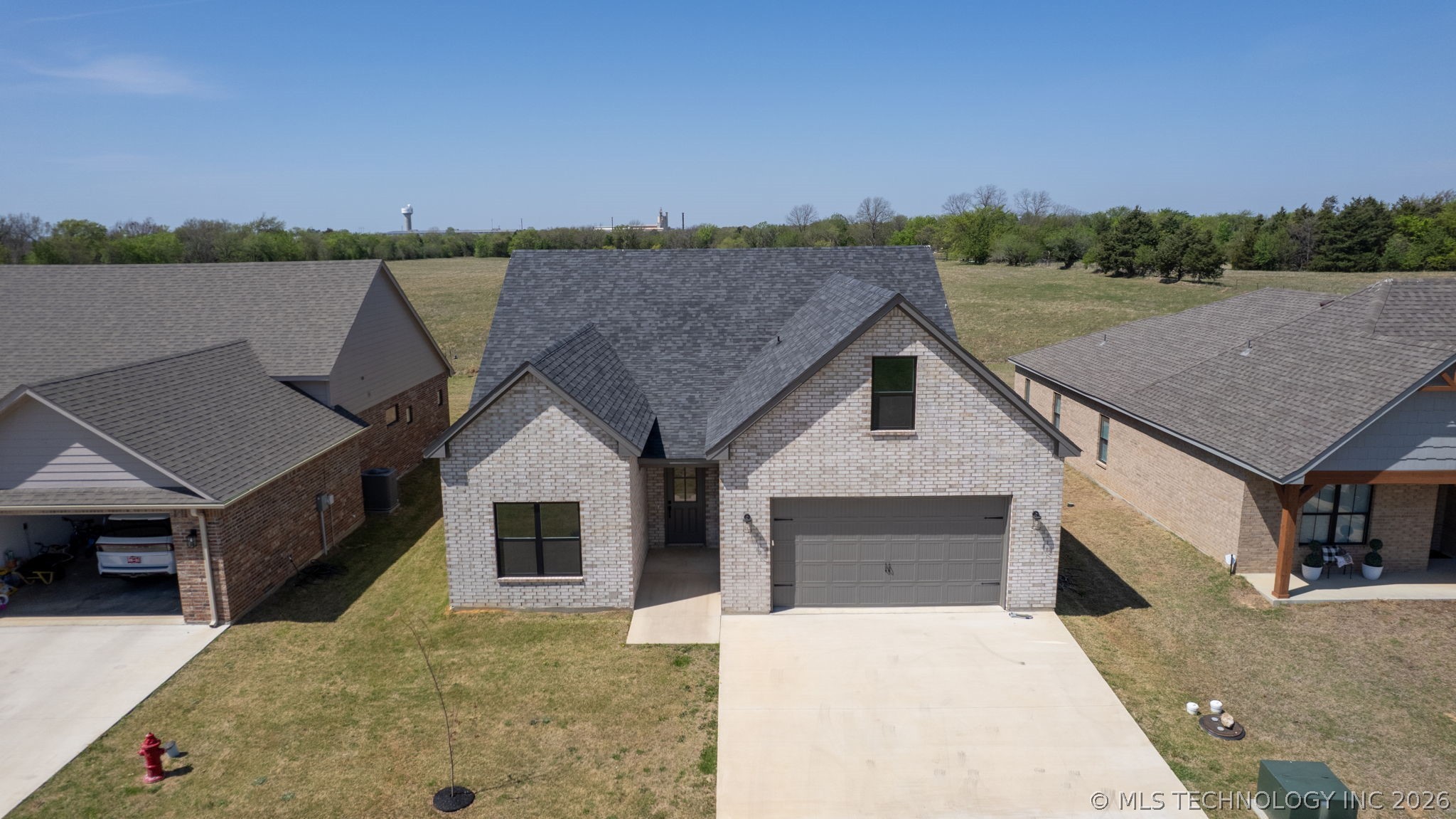 849 Springfield Court Property Photo 1