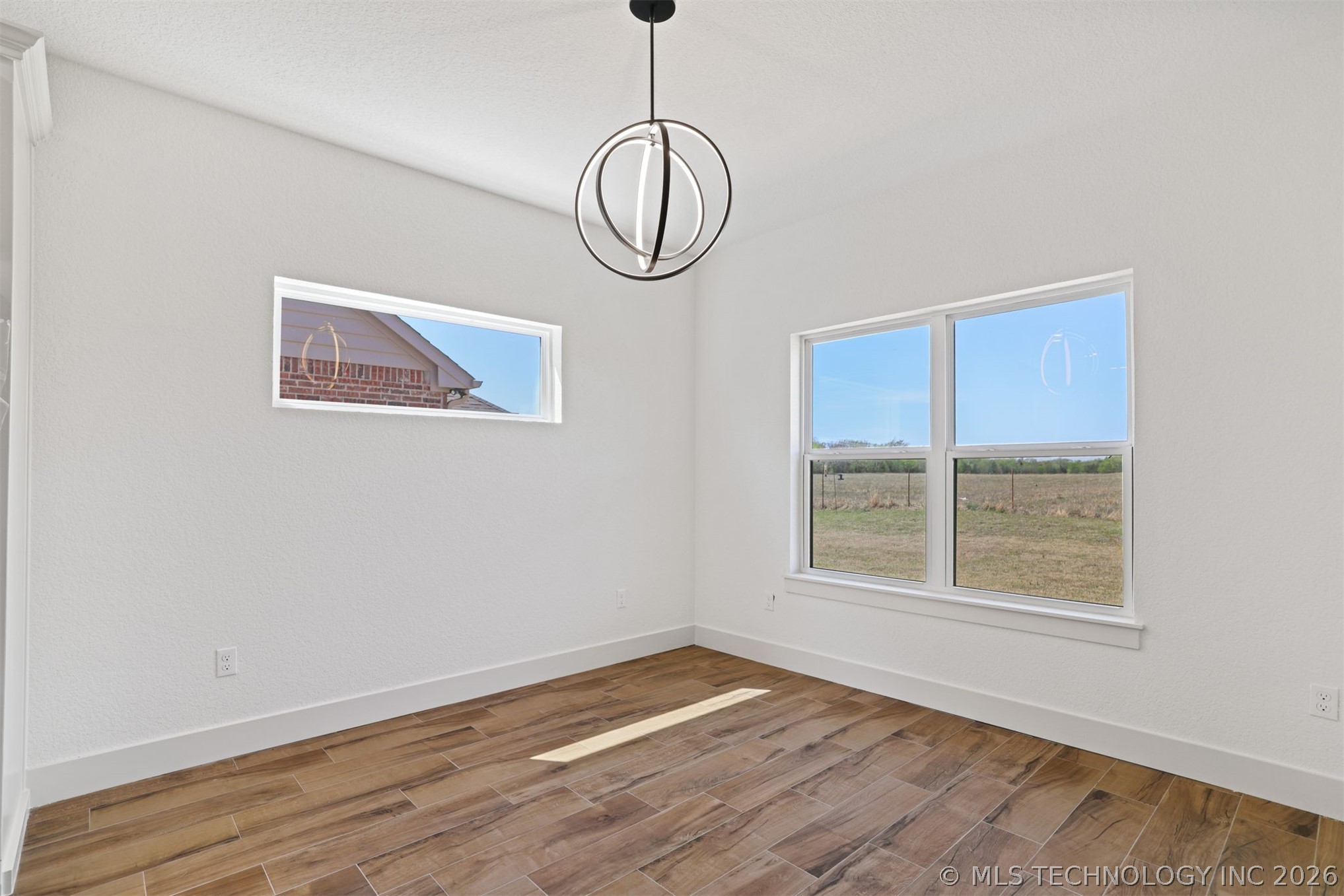849 Springfield Court Property Photo 8