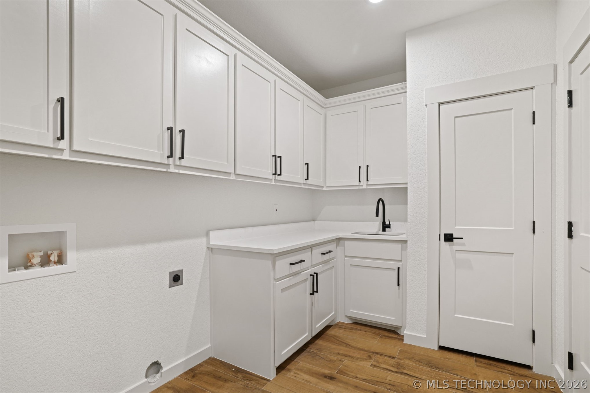 849 Springfield Court Property Photo 16