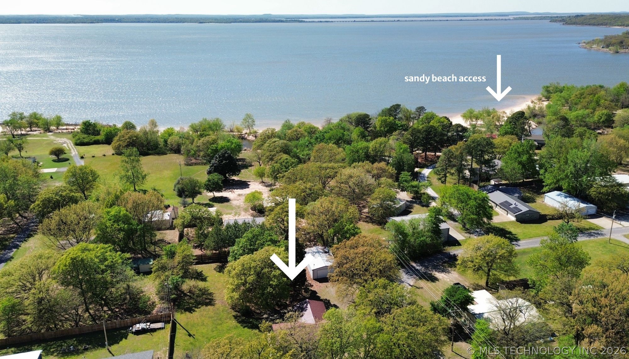 420502 E 1170 Road Property Photo 2