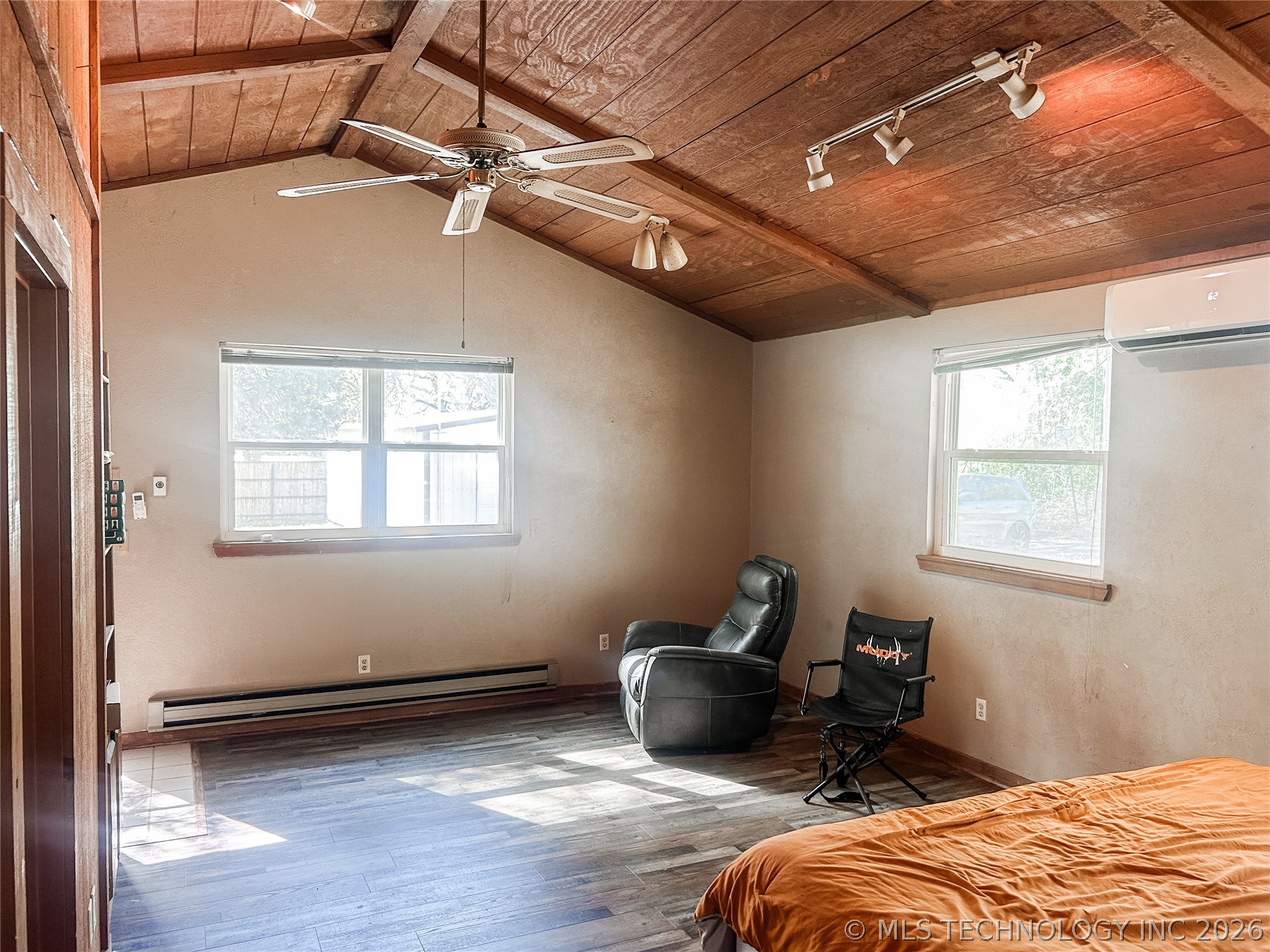420502 E 1170 Road Property Photo 9