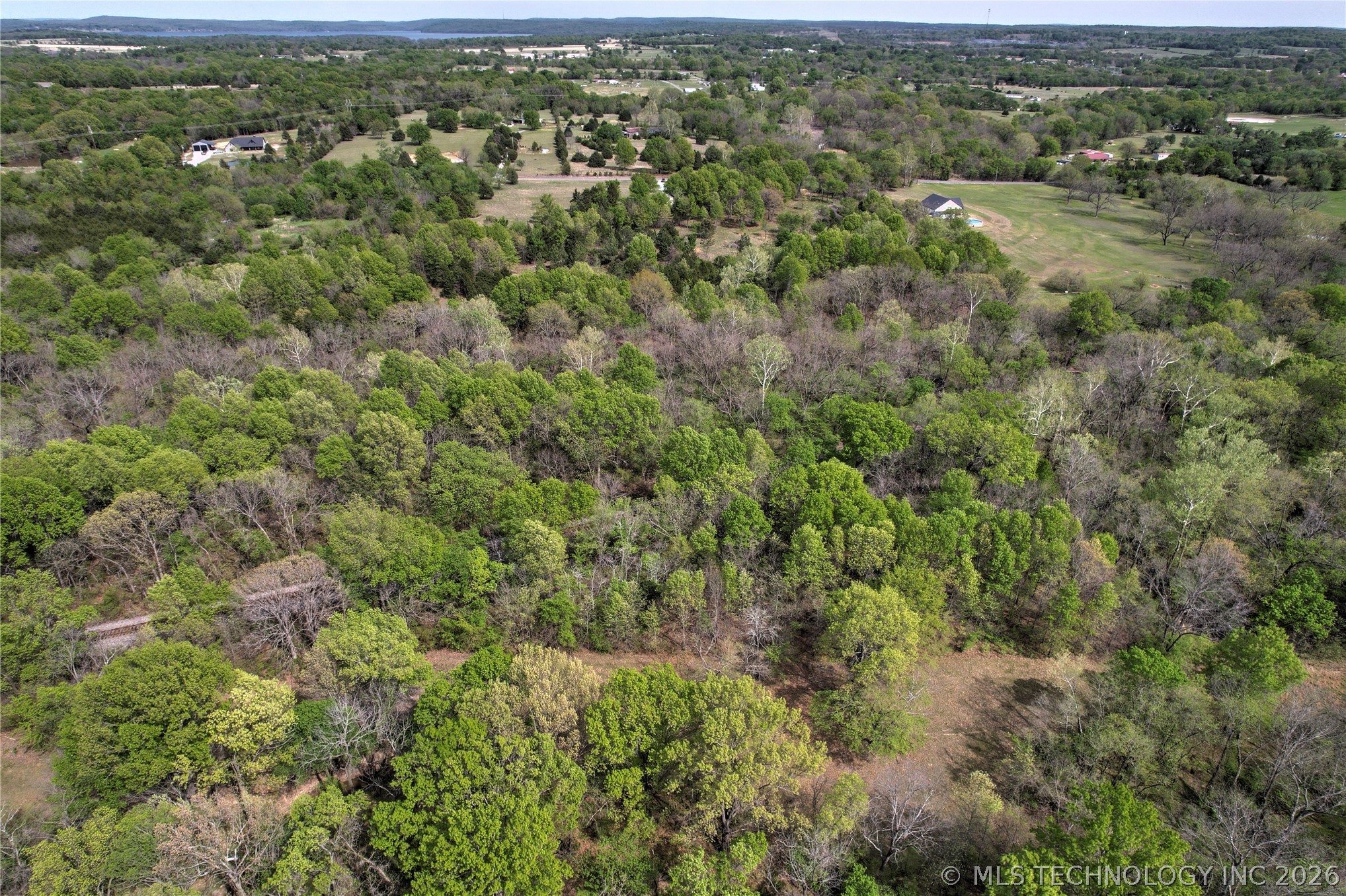 E 35th Street Property Photo 12
