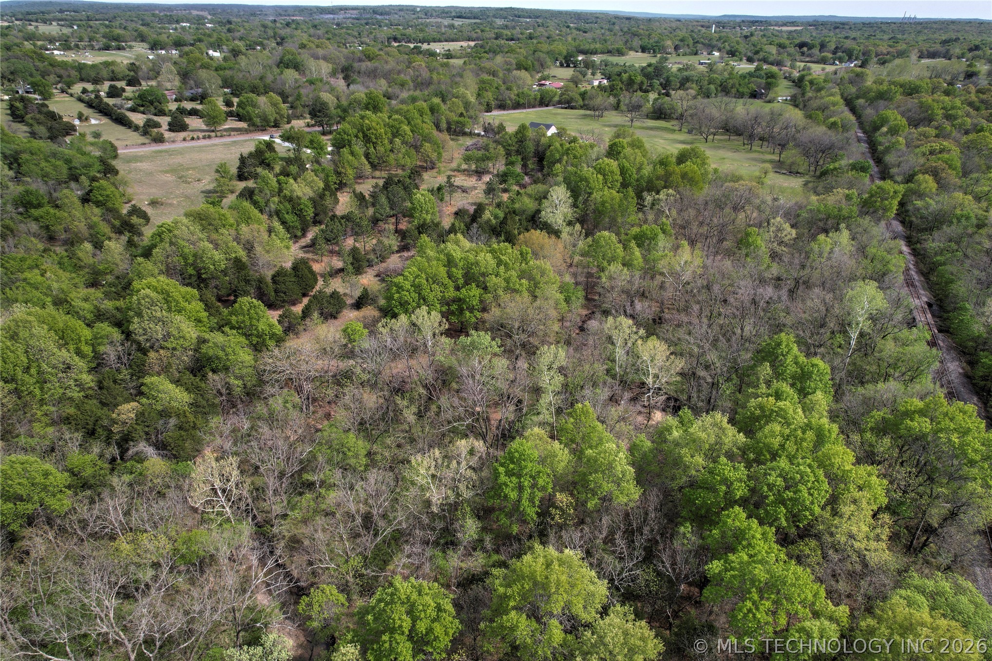 E 35th Street Property Photo 14