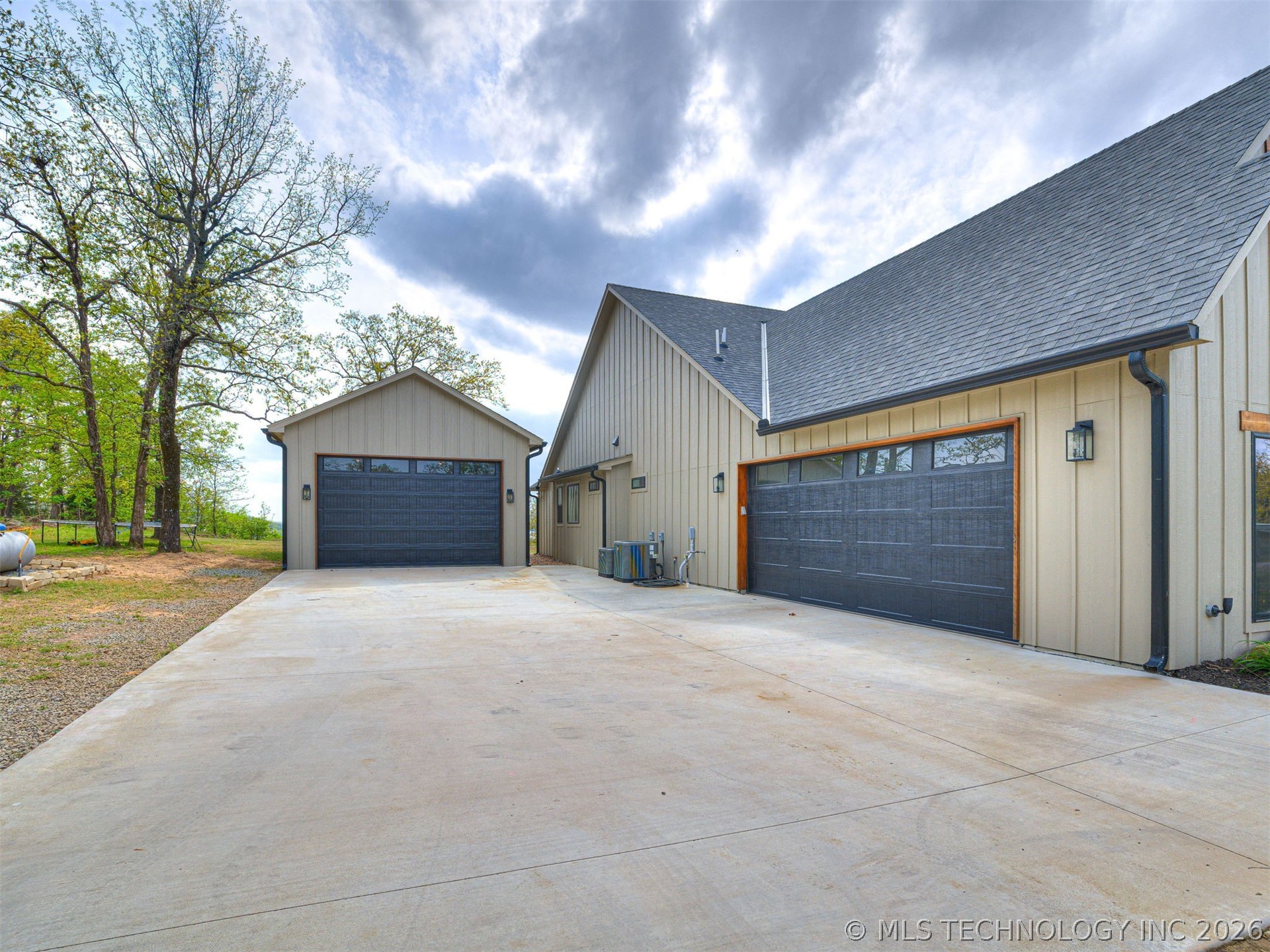 138 Eagles Nest Drive Property Photo 9