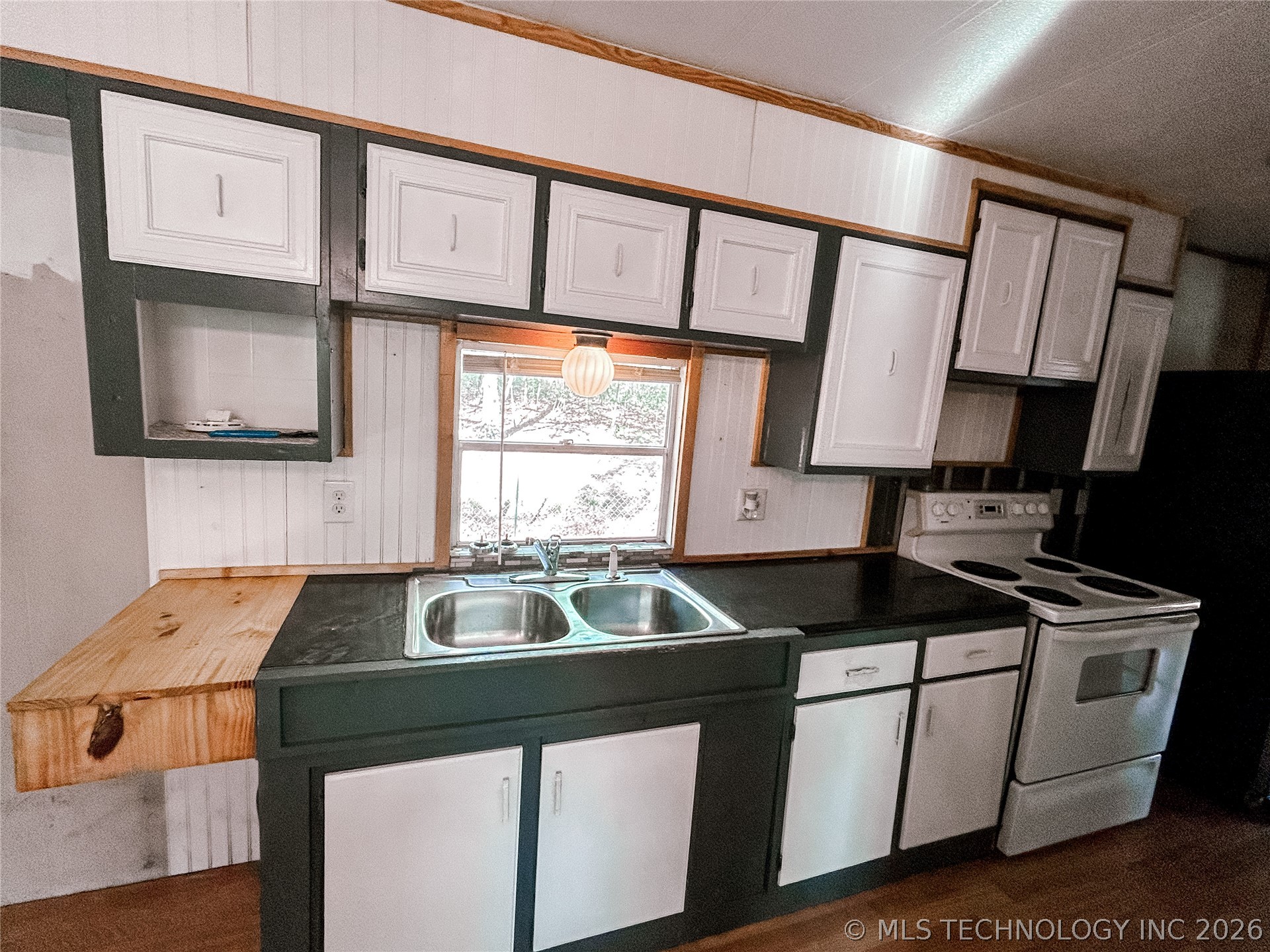 120397 S 4184 Road Property Photo 7