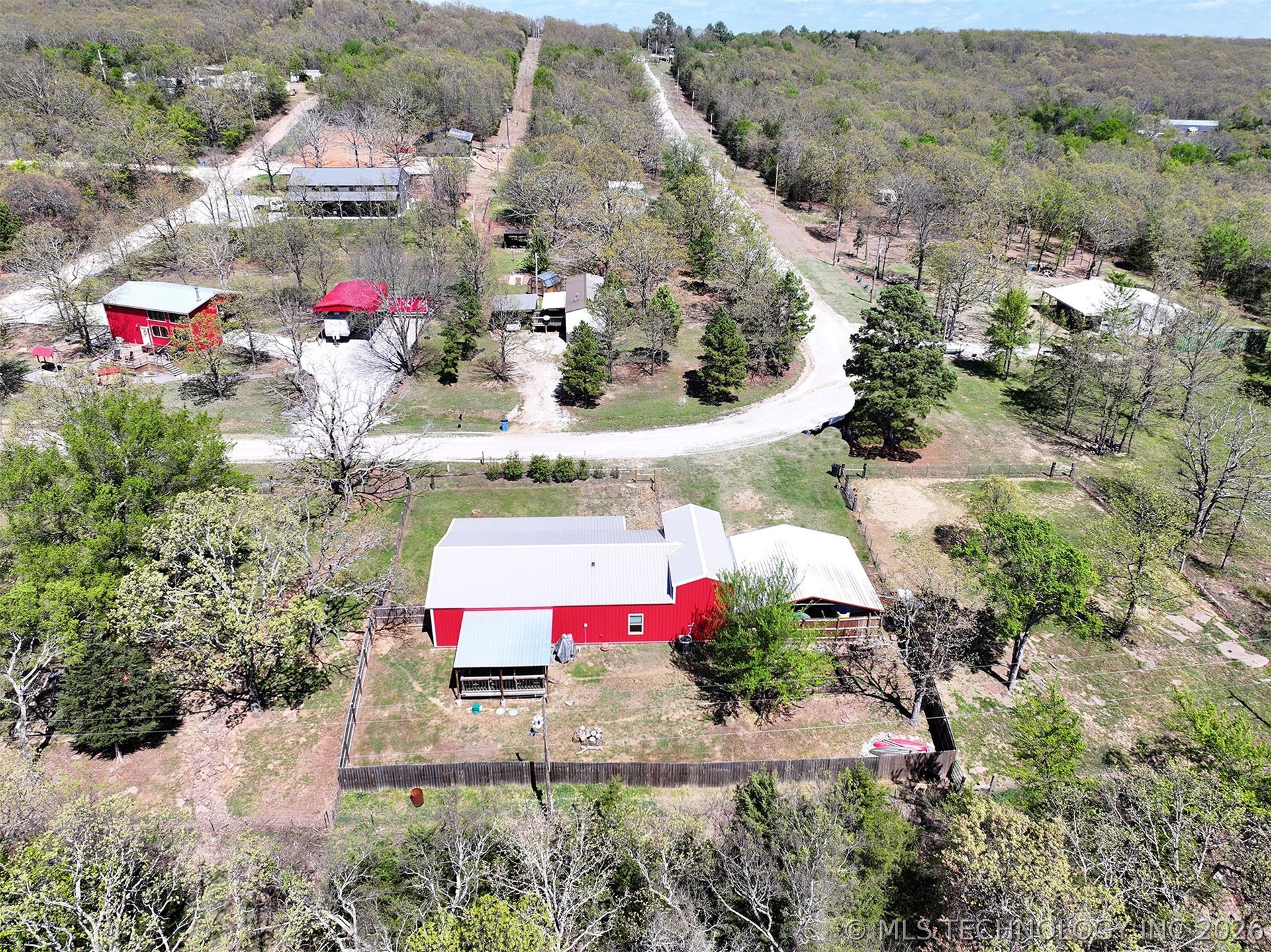 449272 E 982 Road Property Photo 3