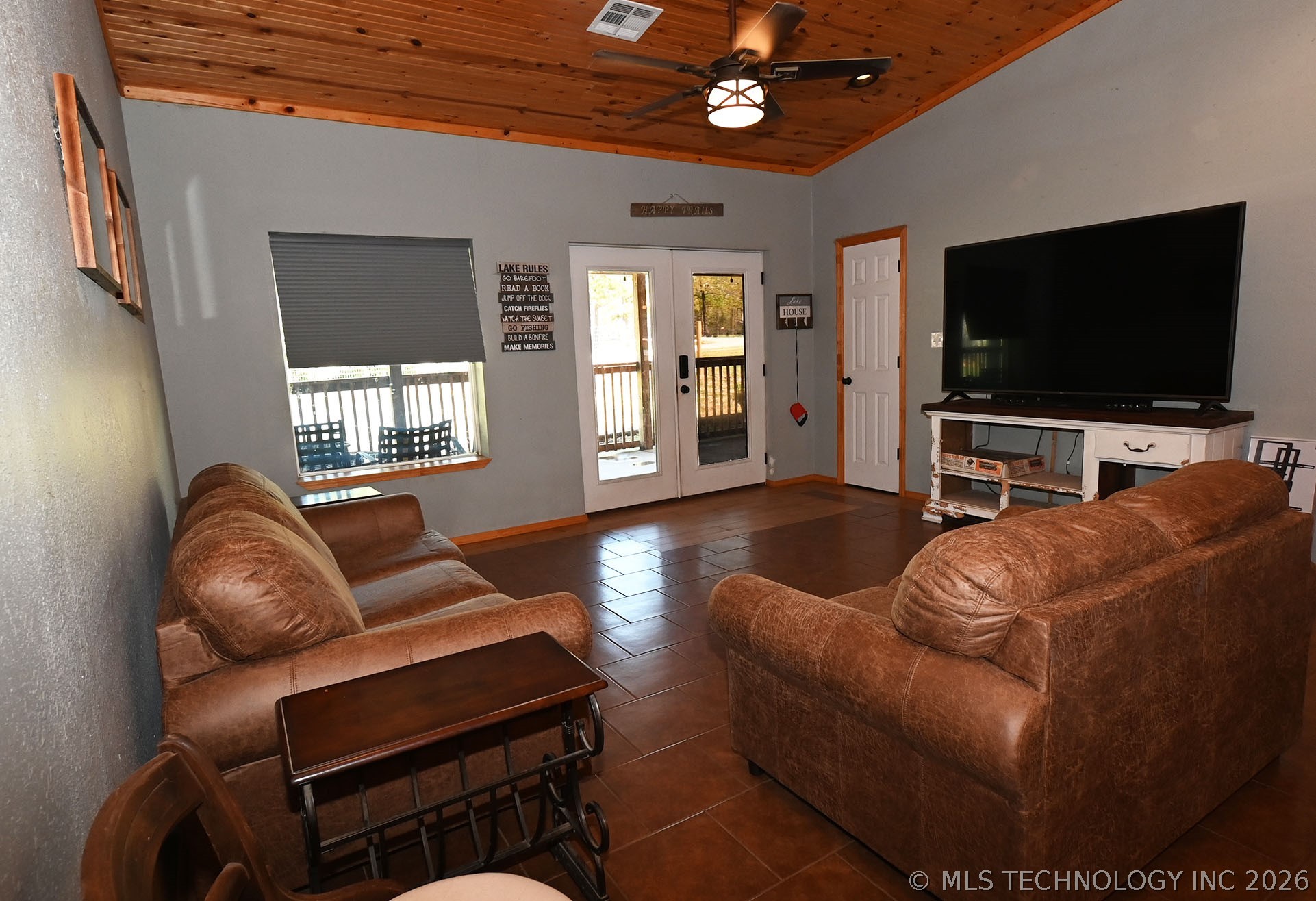 449272 E 982 Road Property Photo 6