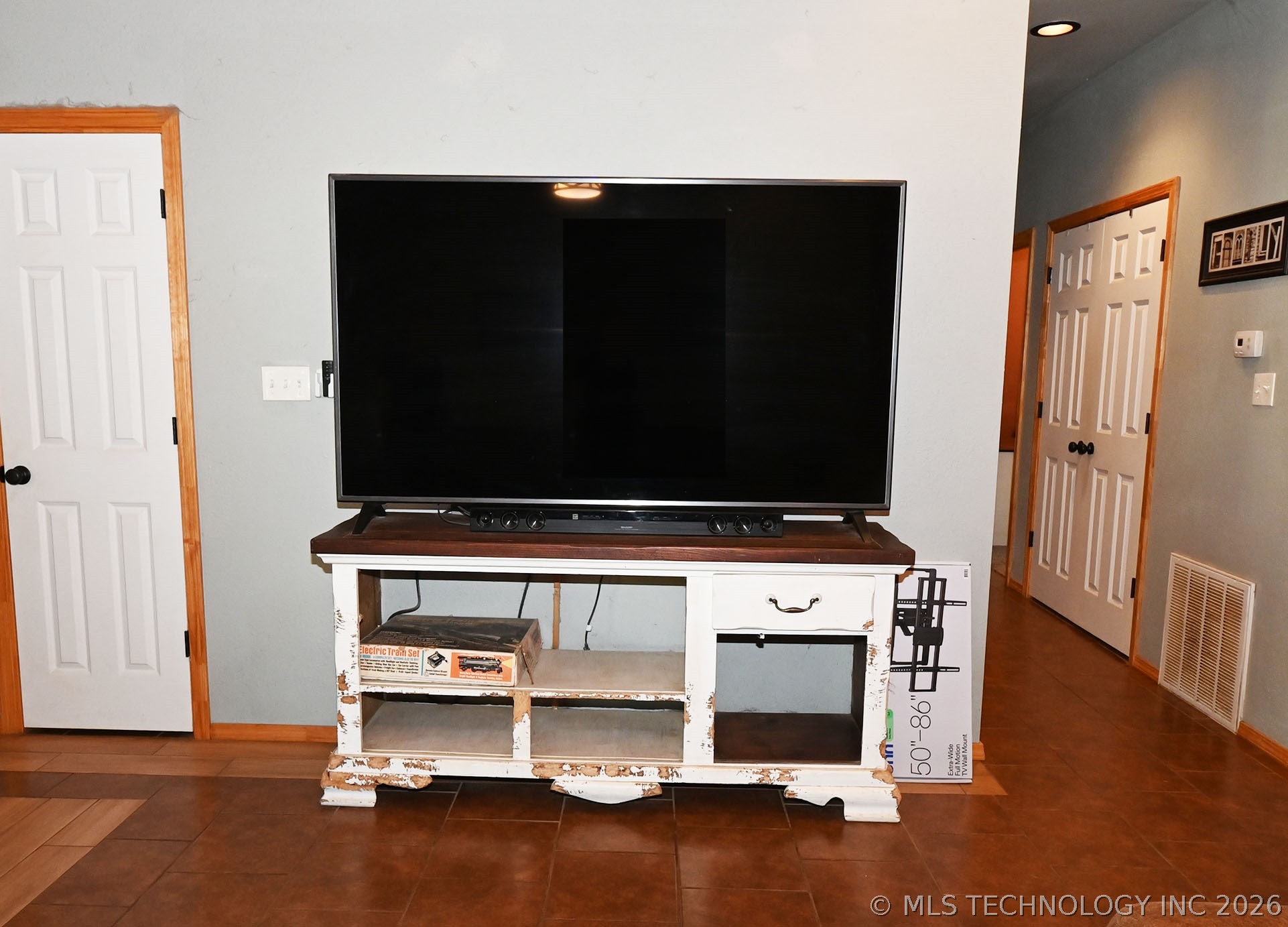 449272 E 982 Road Property Photo 7