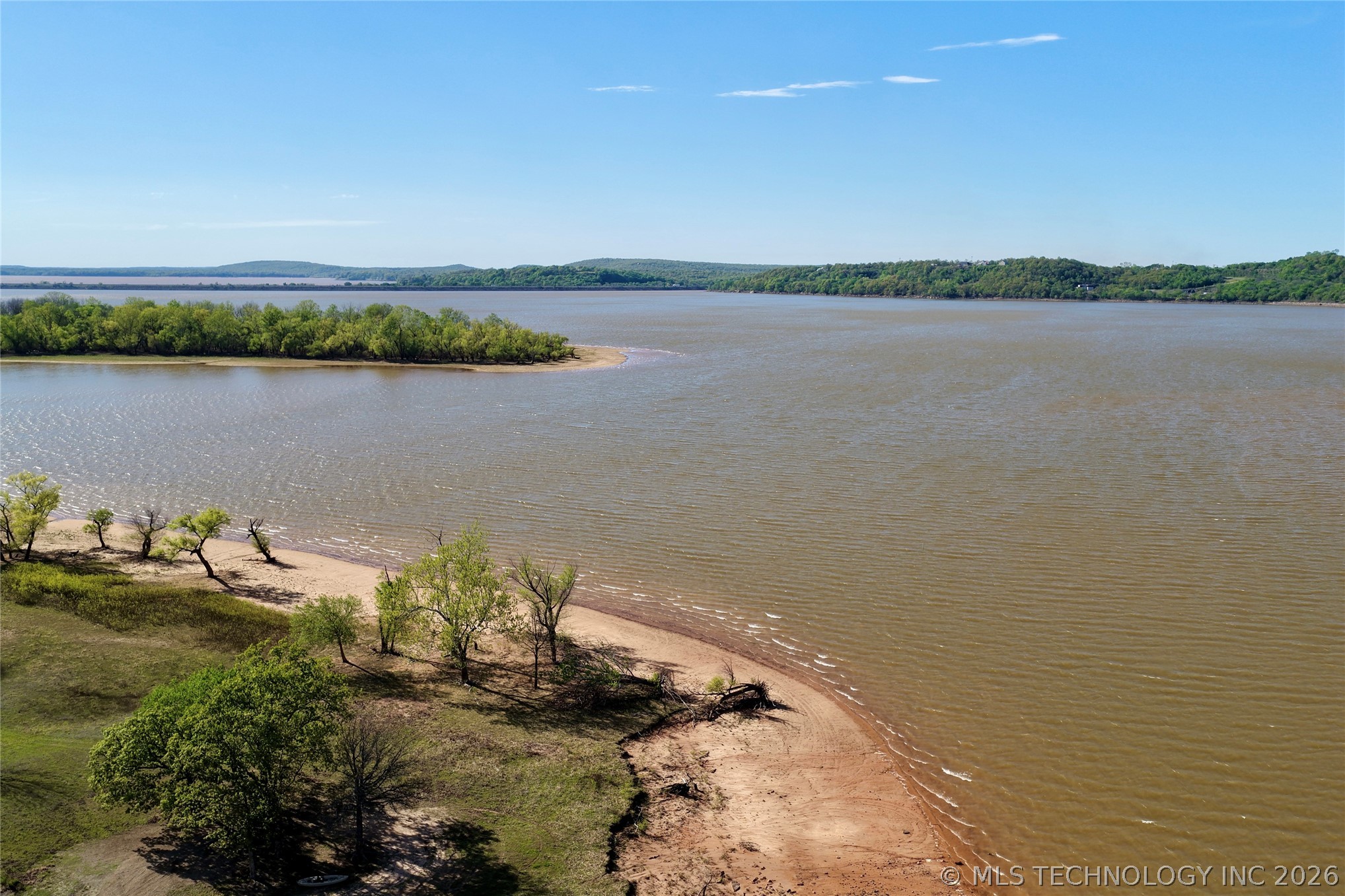 25 E Shoreline Drive Property Photo 13