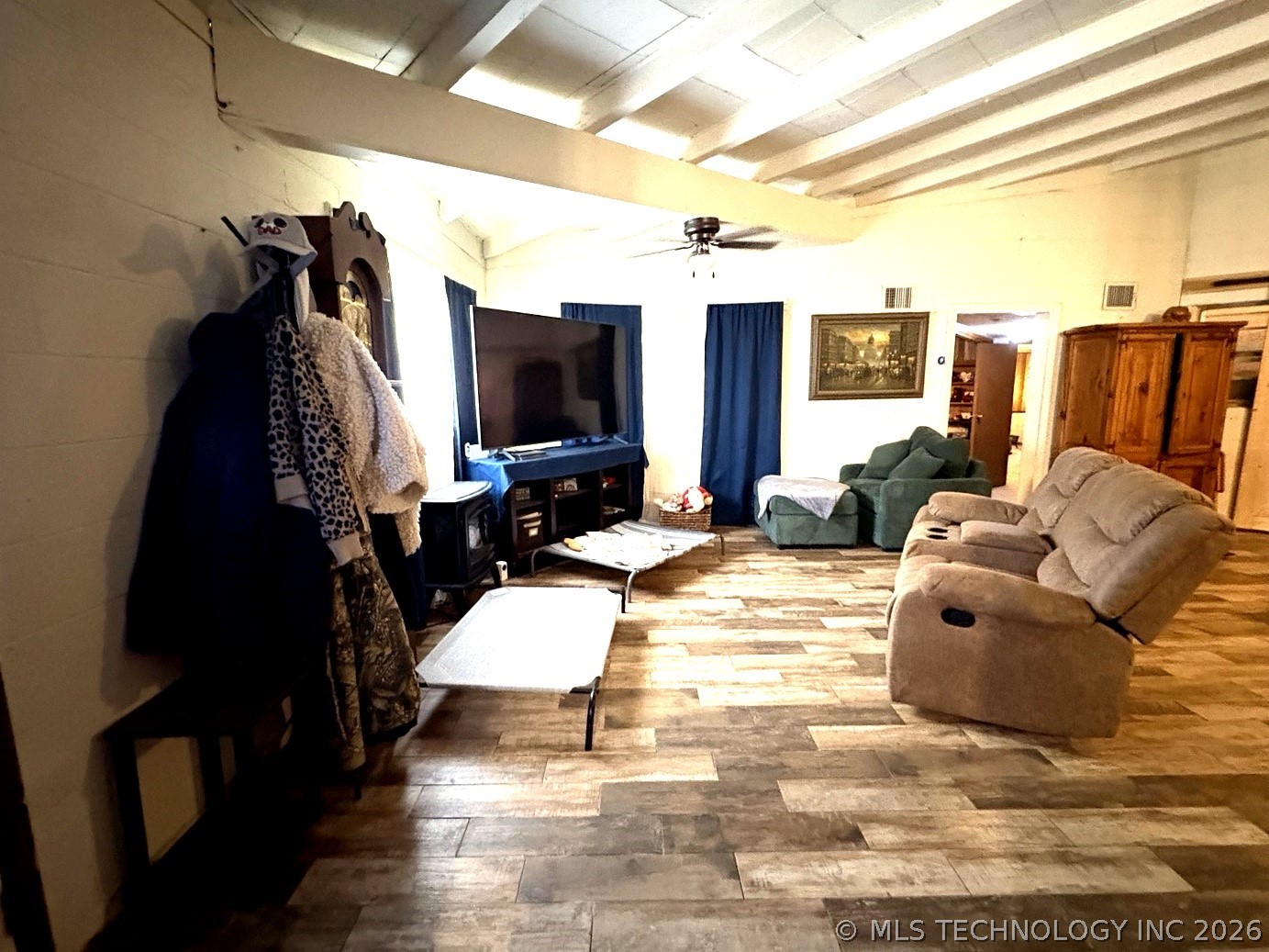 366 Main Street Property Photo 2