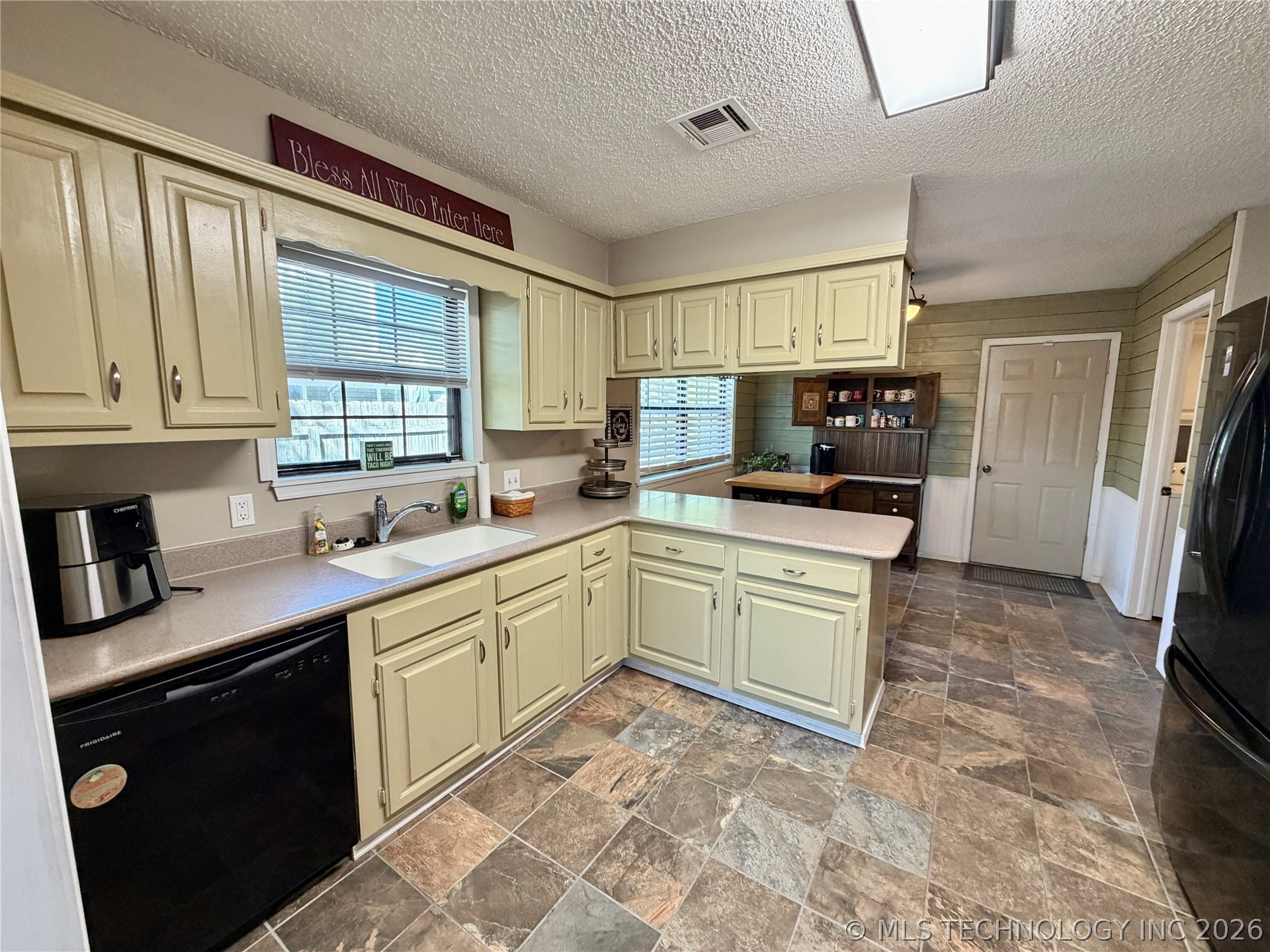1807 Sw 4th Street Property Photo 7