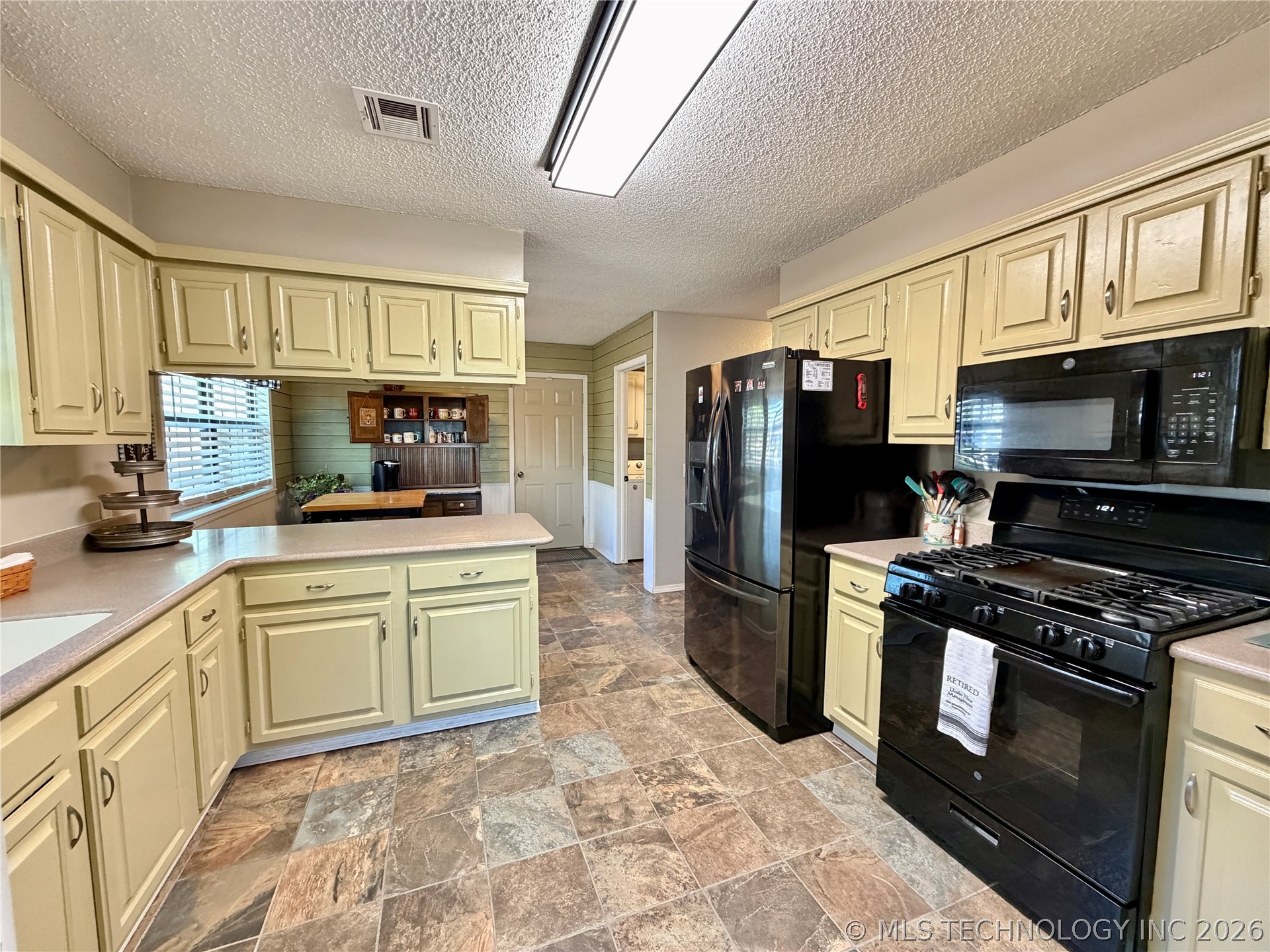 1807 Sw 4th Street Property Photo 8
