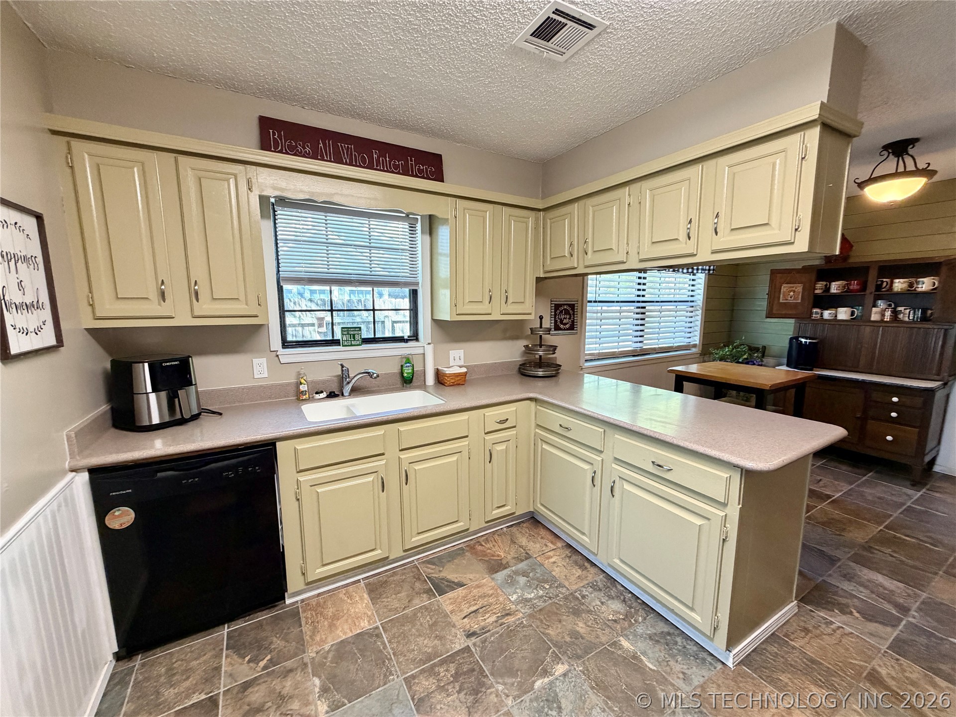1807 Sw 4th Street Property Photo 9