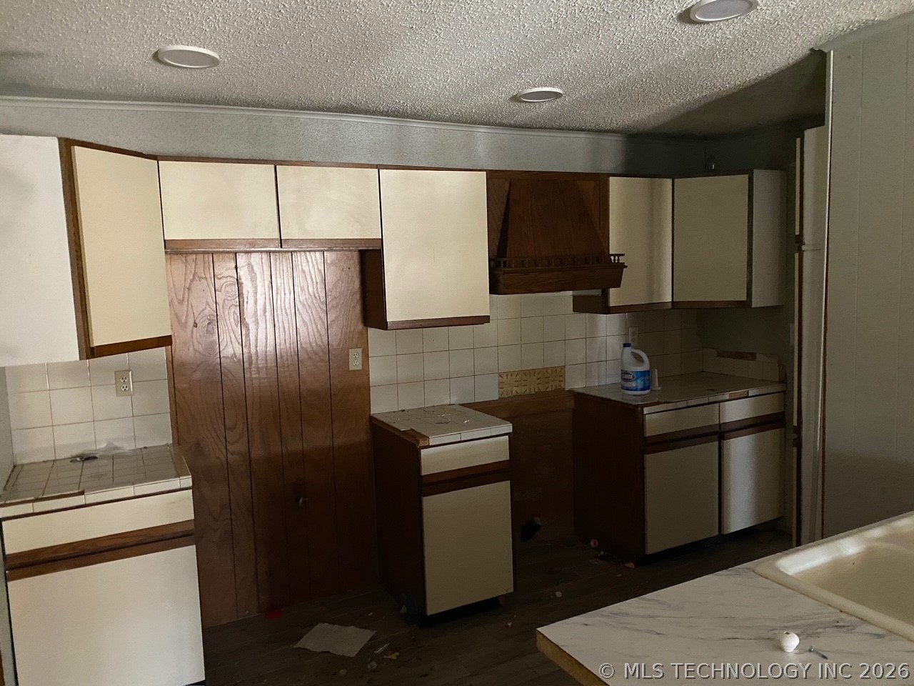 11201 S Edgewater Road Property Photo 11