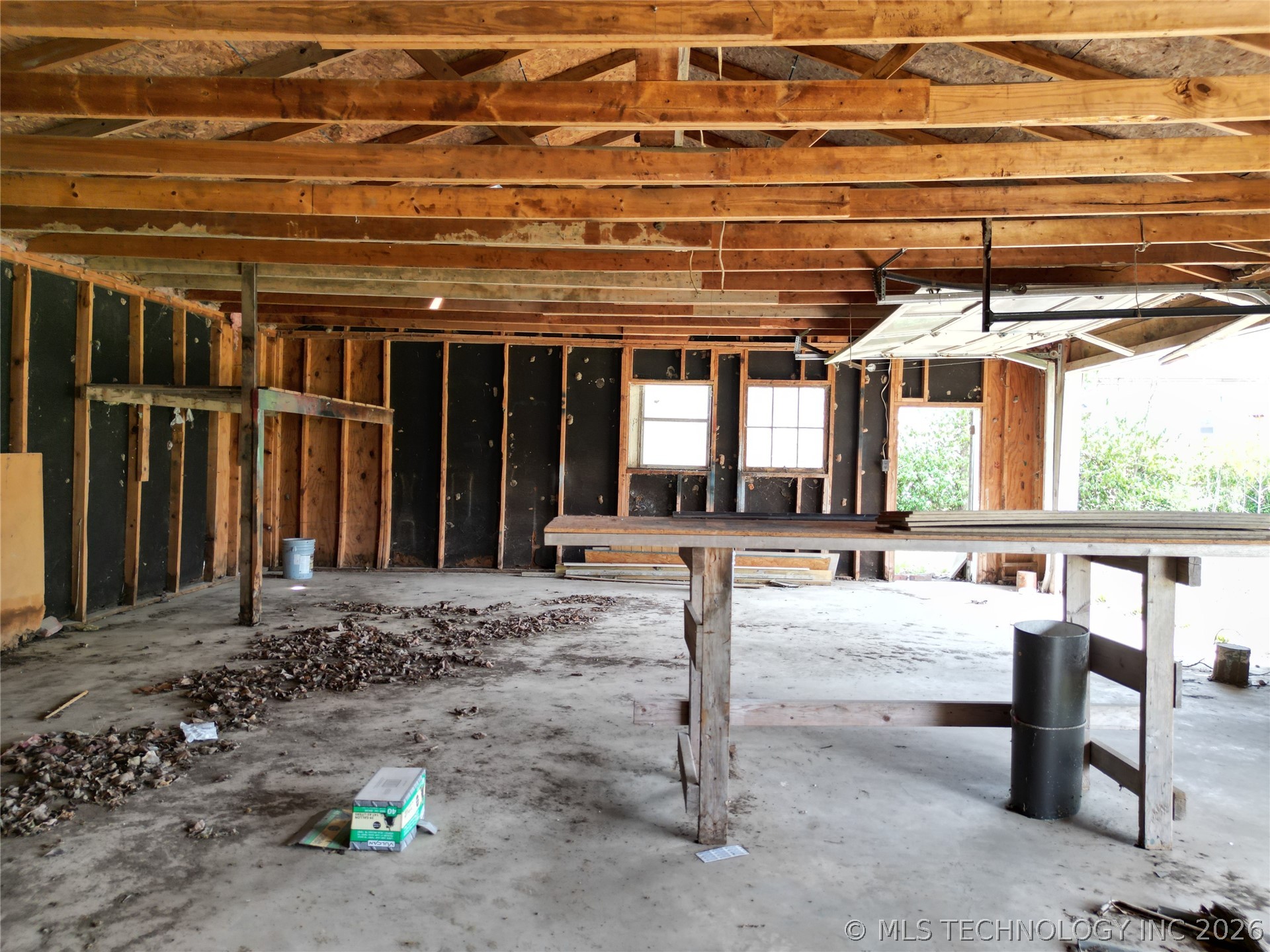 523 S Broadway Property Photo 9