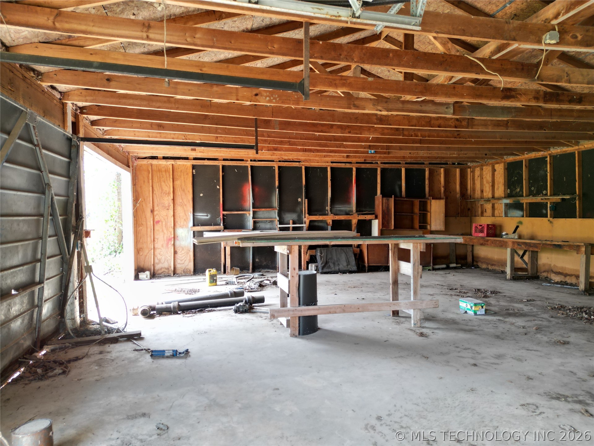 523 S Broadway Property Photo 11