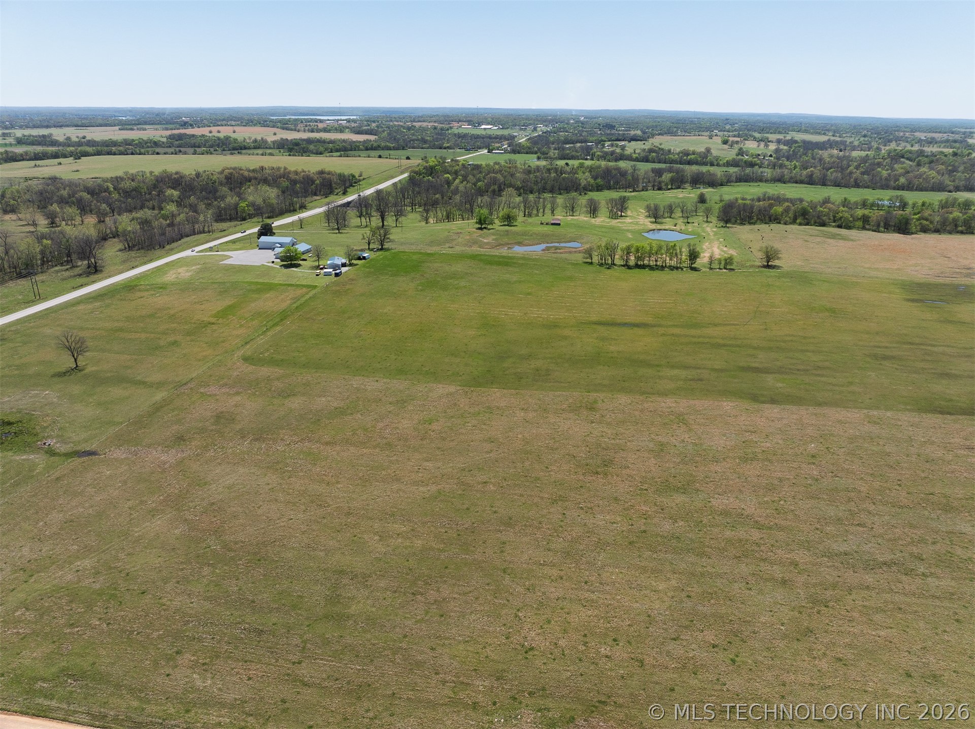 E 330 Road Property Photo 2