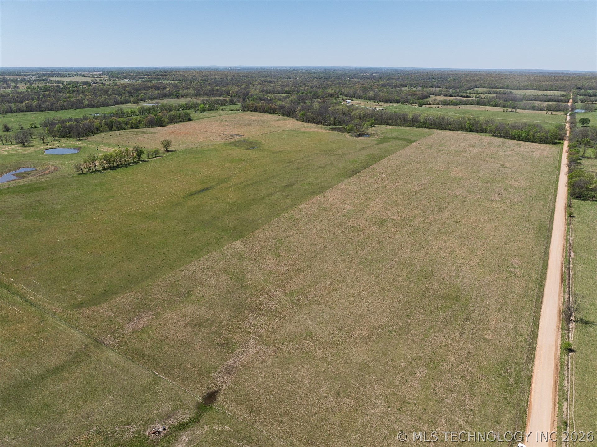 E 330 Road Property Photo 7
