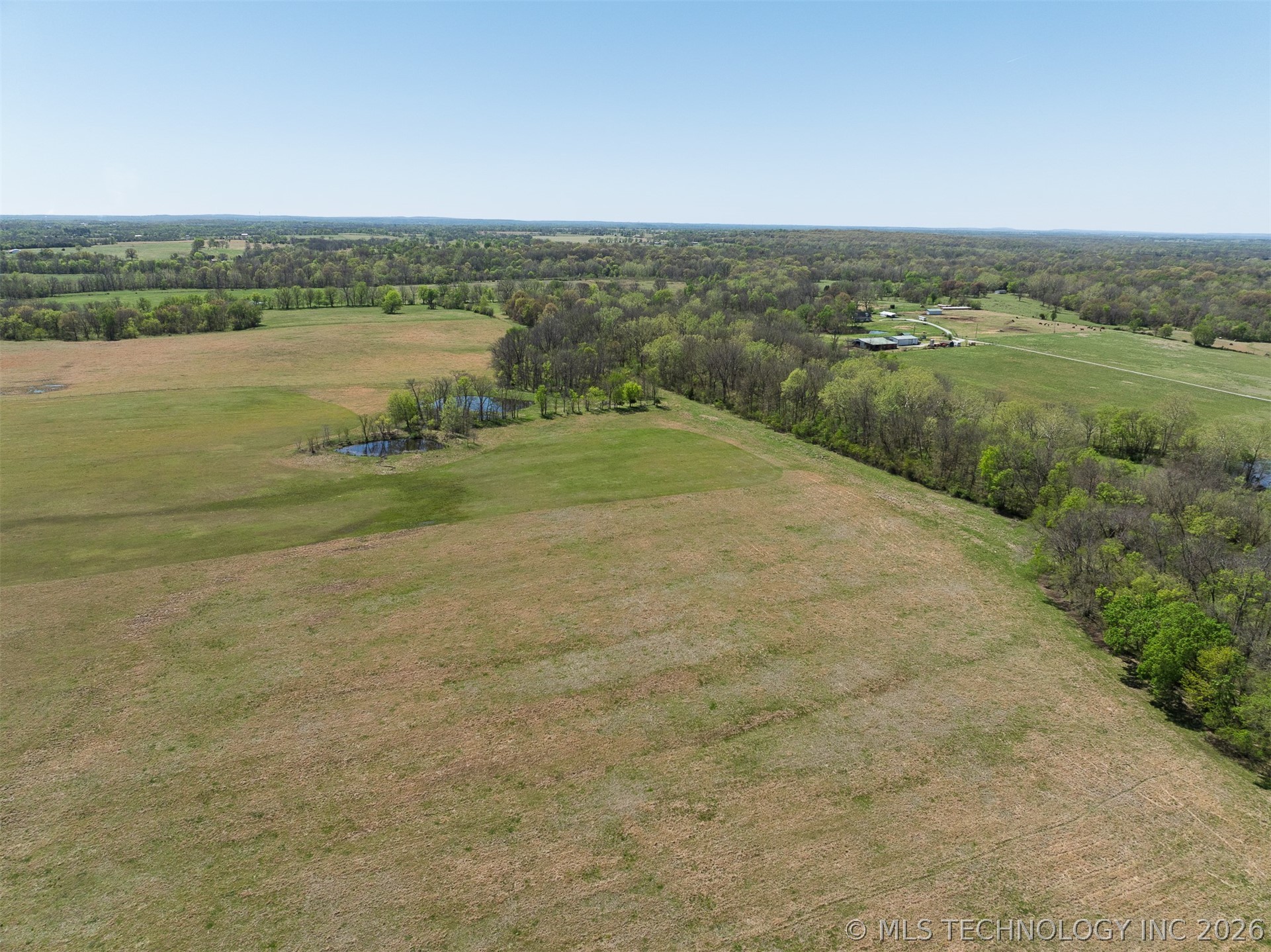 E 330 Road Property Photo 10
