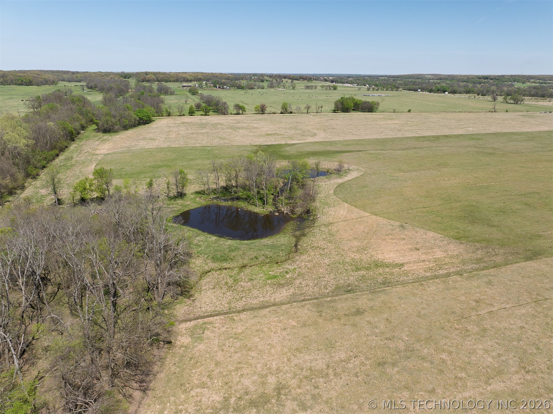 E 330 Road Property Photo 12