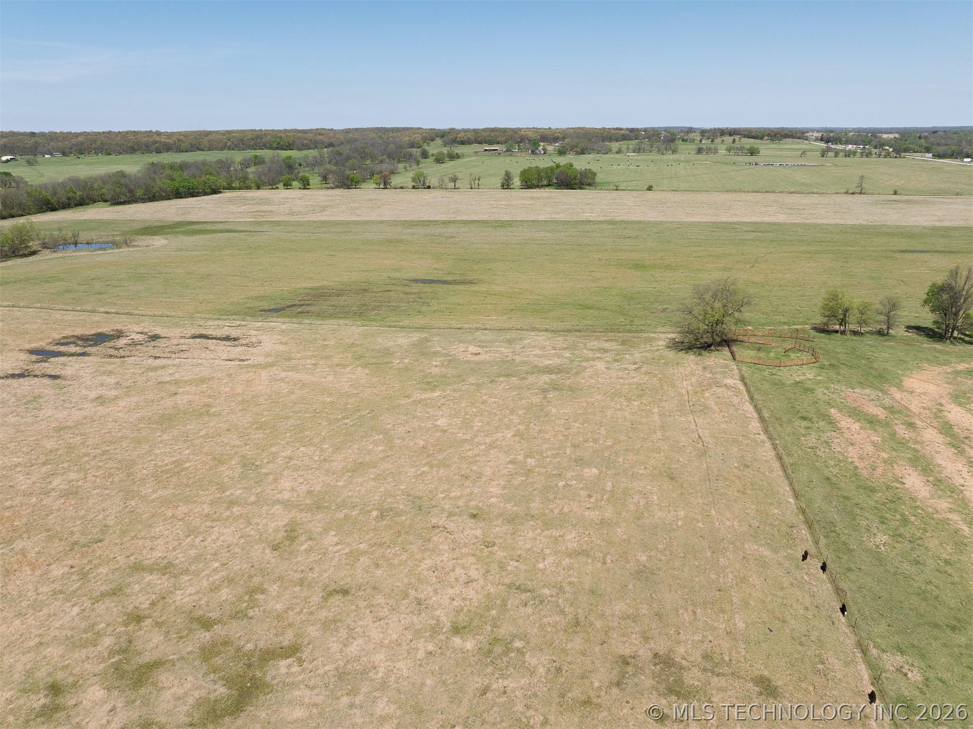 E 330 Road Property Photo 14