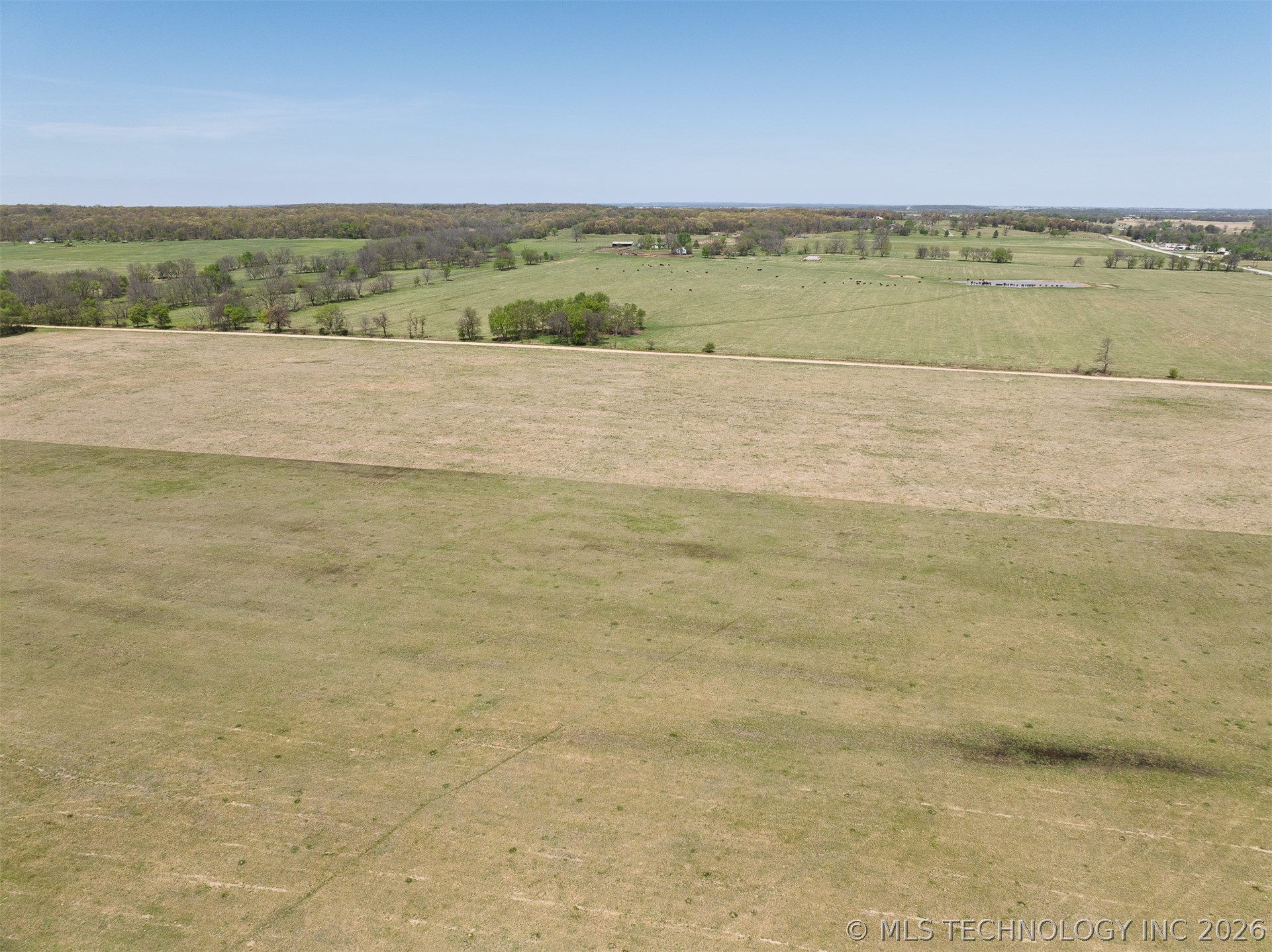 E 330 Road Property Photo 17