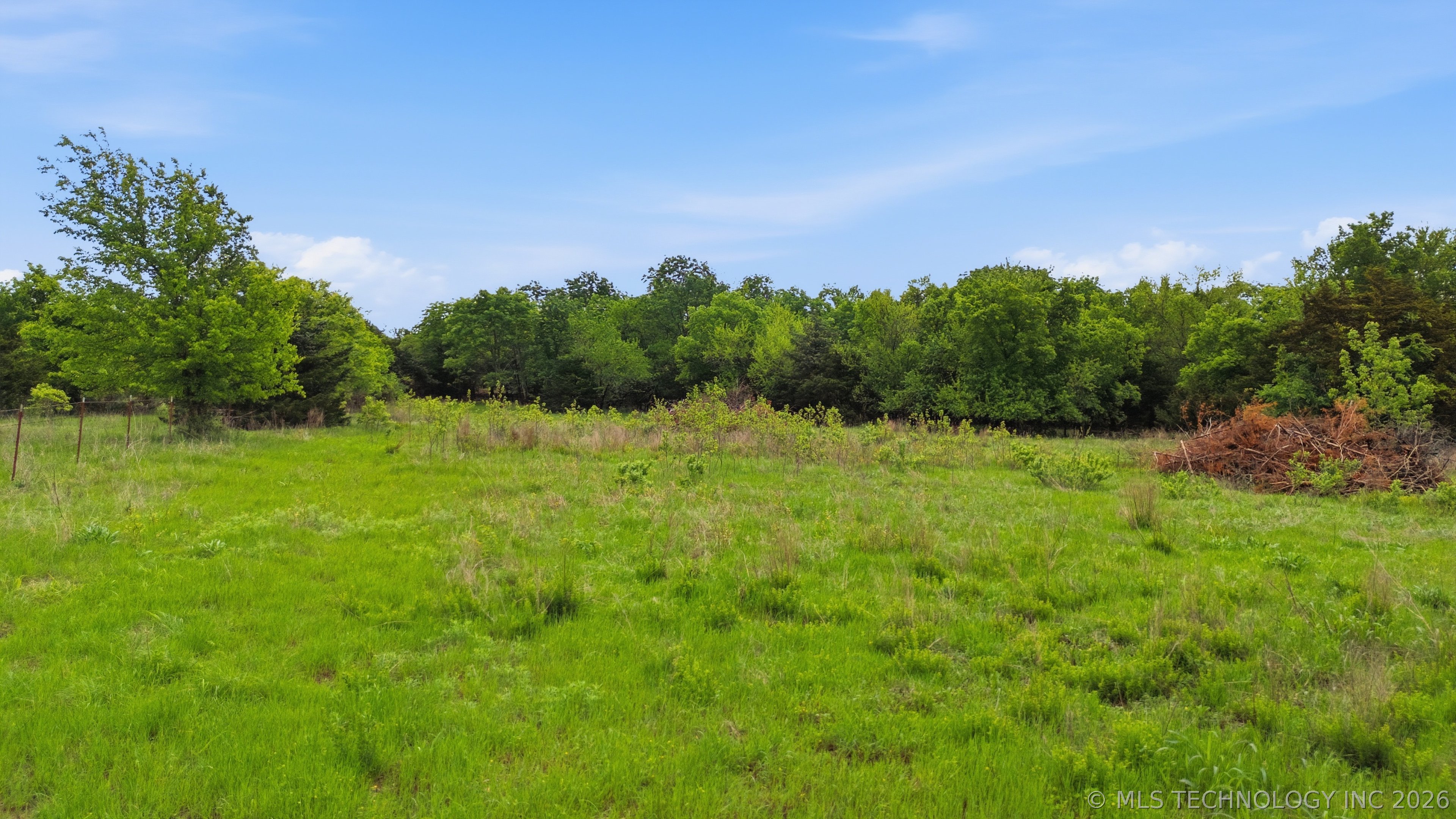 2 S 490 Road Property Photo 6