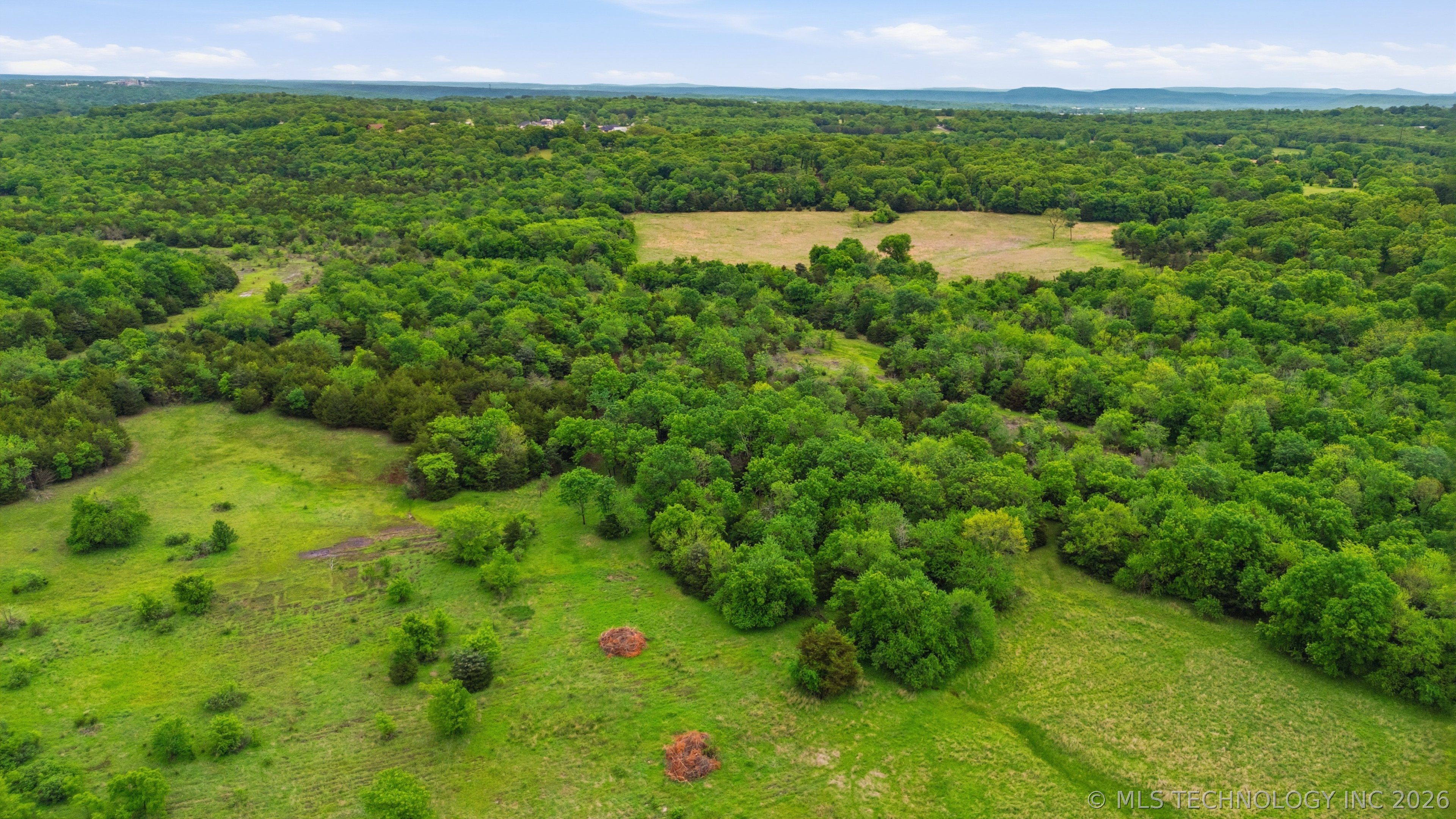 2 S 490 Road Property Photo 8