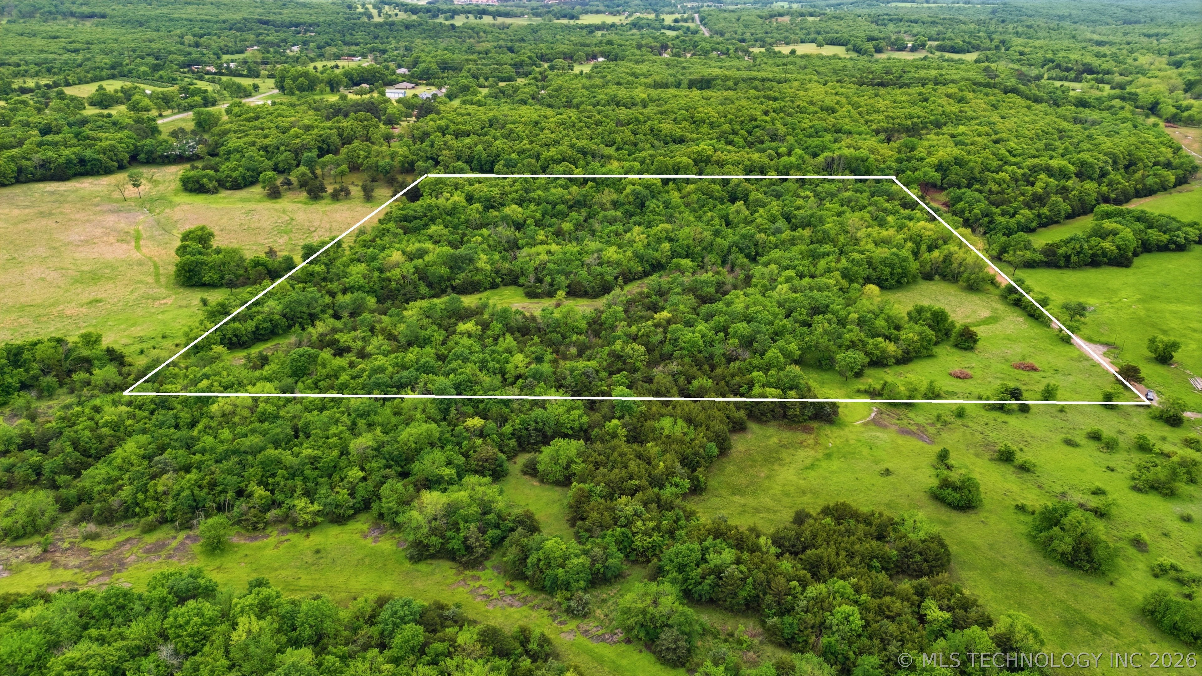 2 S 490 Road Property Photo 25