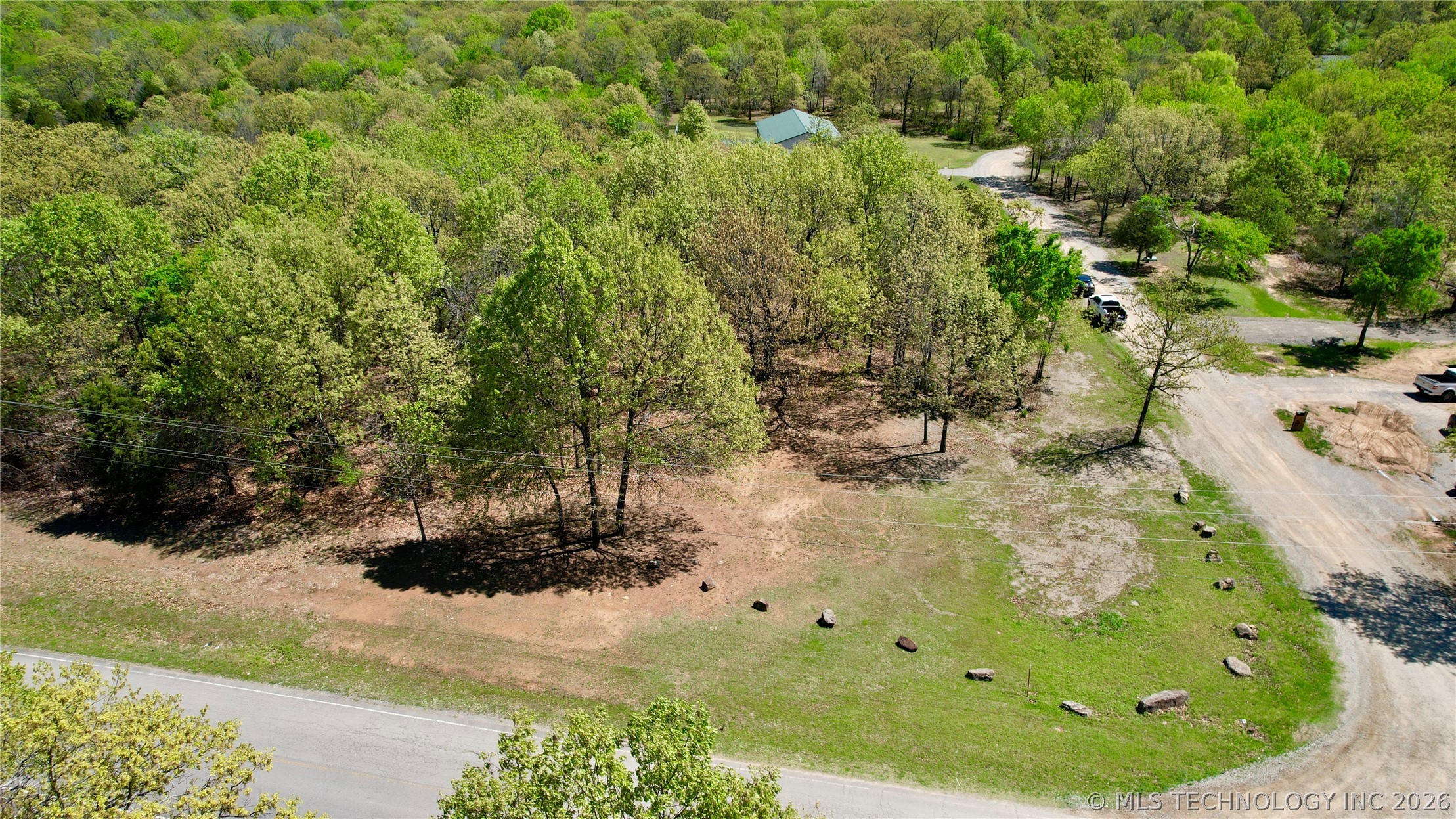 22 Duchess Creek Property Photo 1