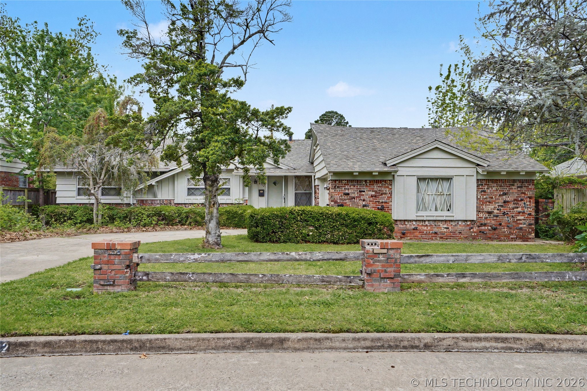 4332 E 58th Place Property Photo 1