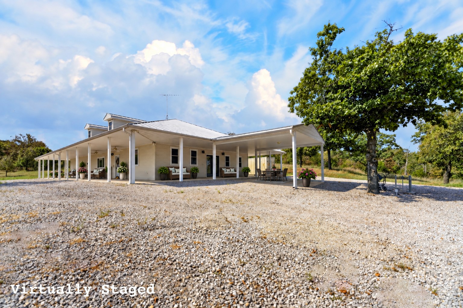 4127 New Prue Road Property Photo 6