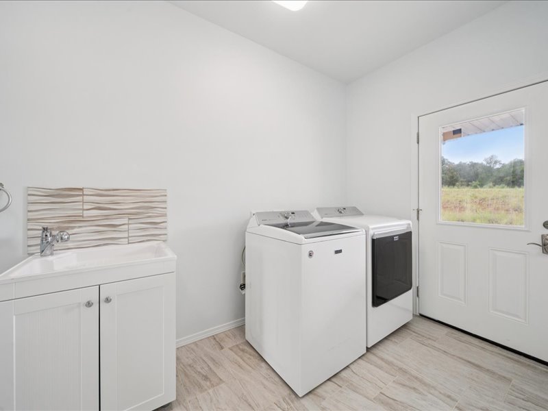 4127 New Prue Road Property Photo 42