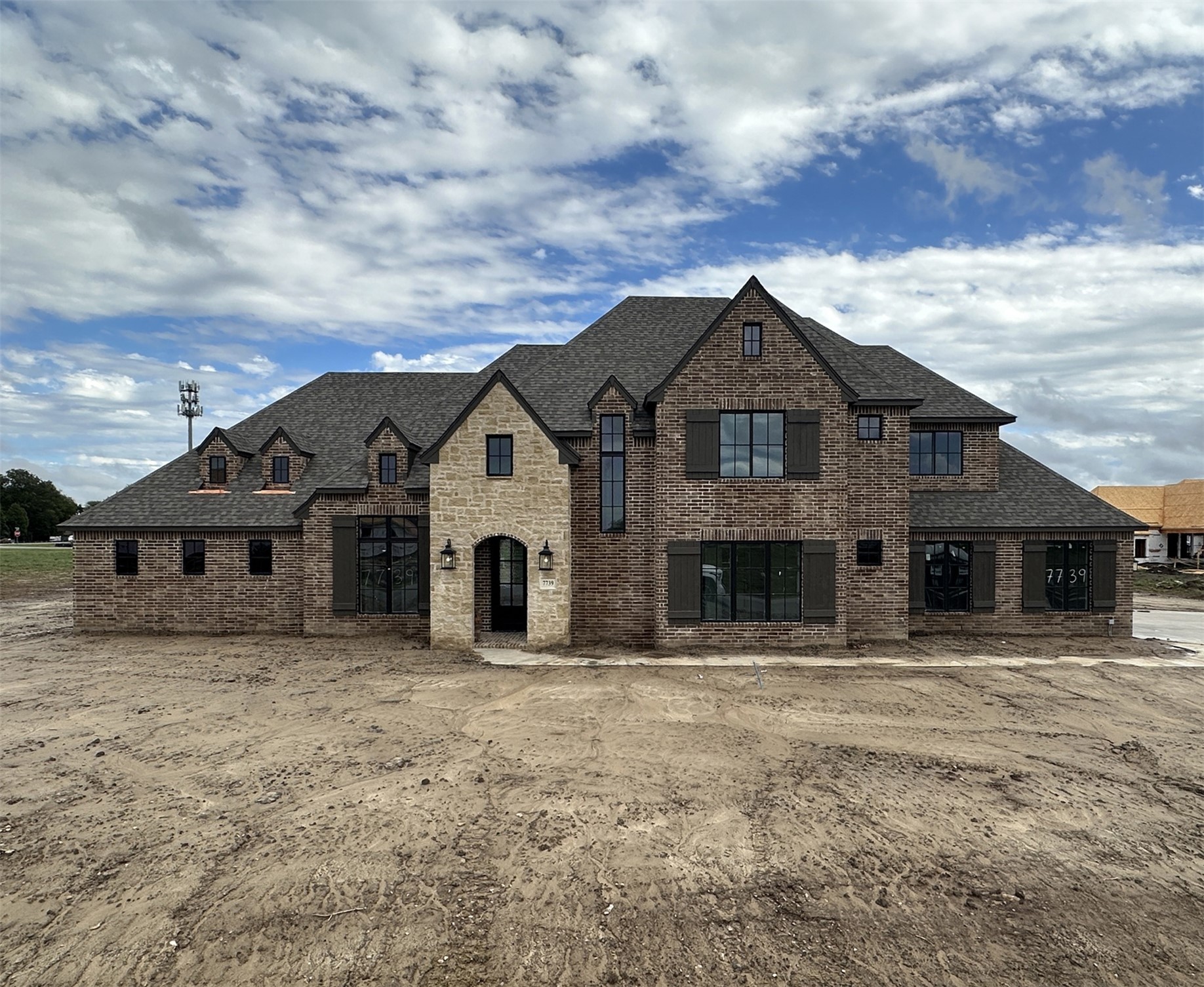 7739 Slate Road Property Photo 1